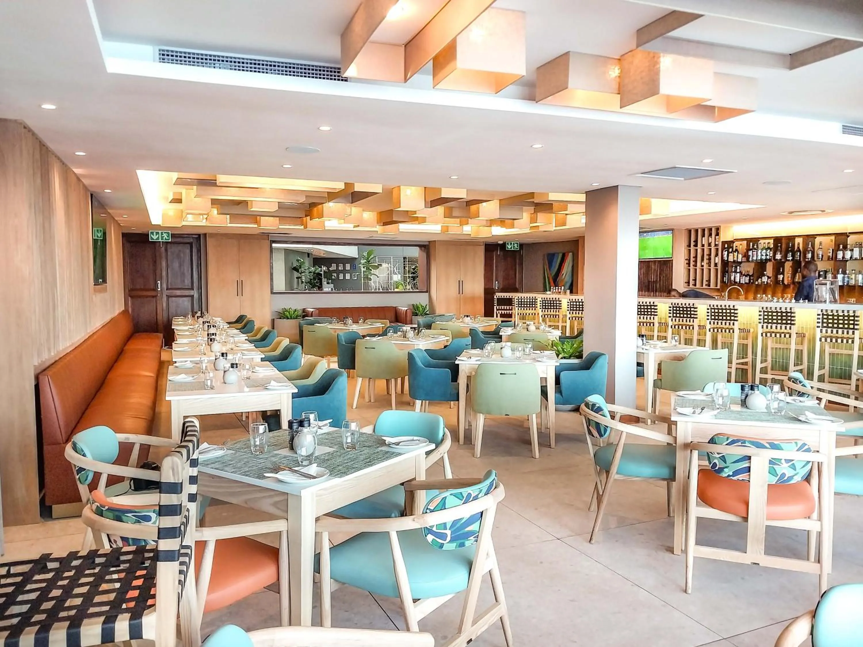 Lagoon Beach Hotel & Spa