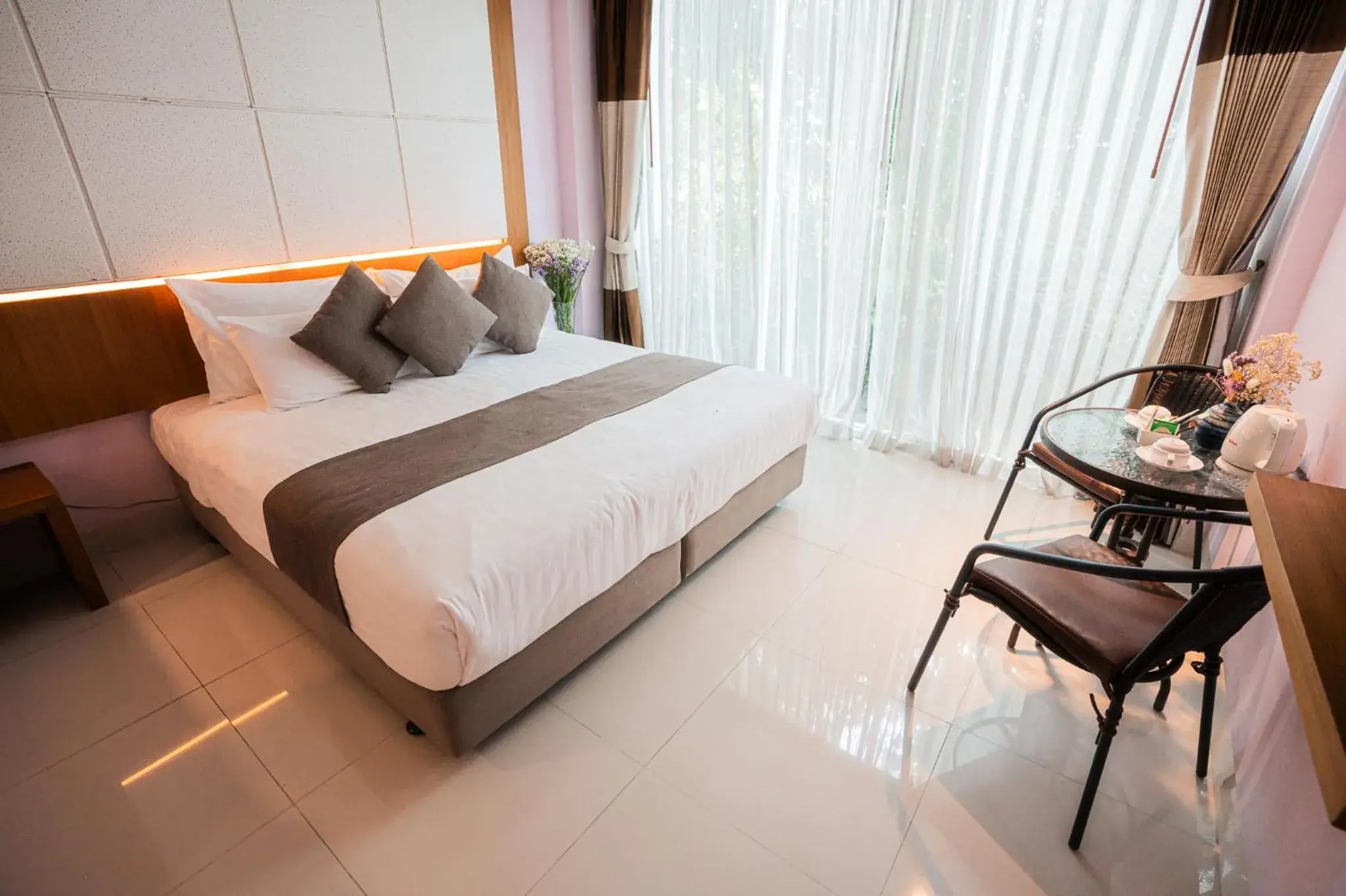 Bedroom, Bed in A Hotel Simply Bedroom, Bed in A Hotel Simply