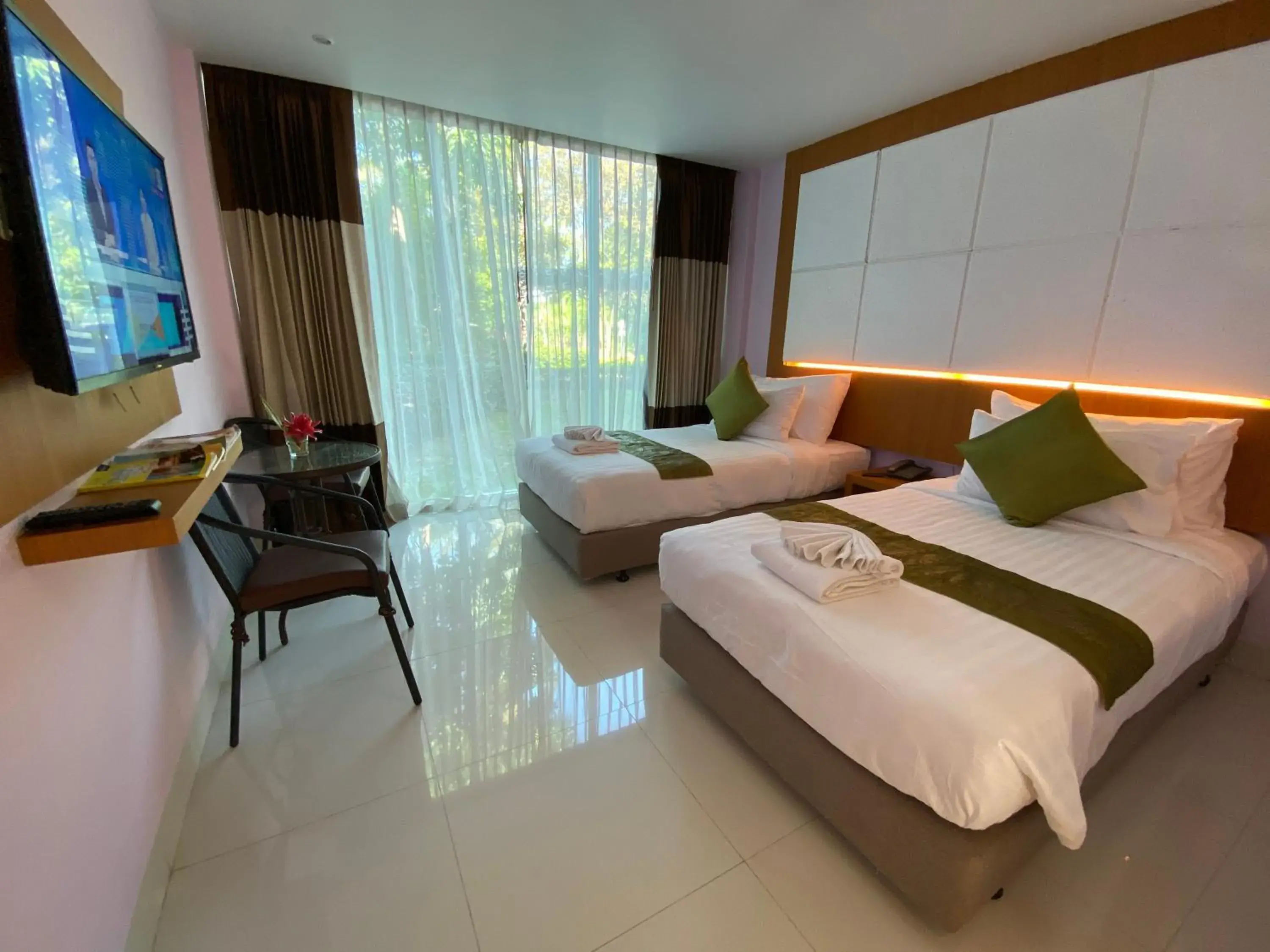 Photo of the whole room, Bed in A Hotel Simply Photo of the whole room, Bed in A Hotel Simply