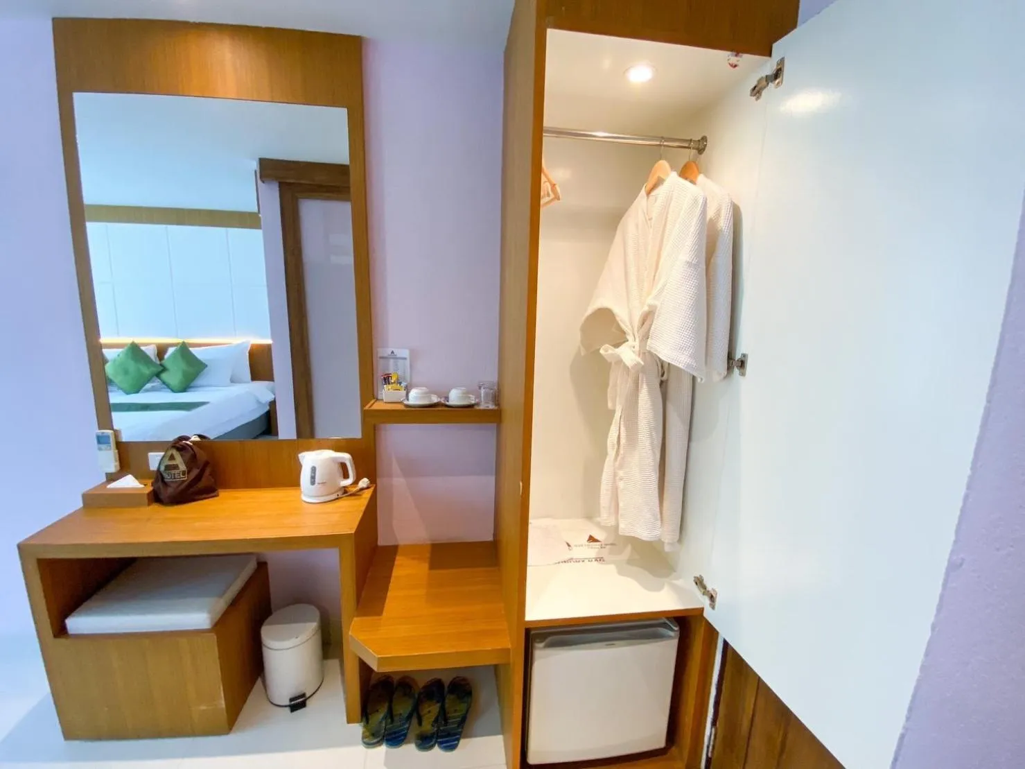 Business facilities in A Hotel Simply