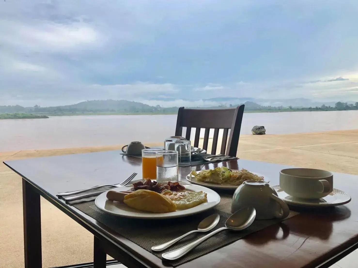 Breakfast in A Hotel Simply Breakfast in A Hotel Simply