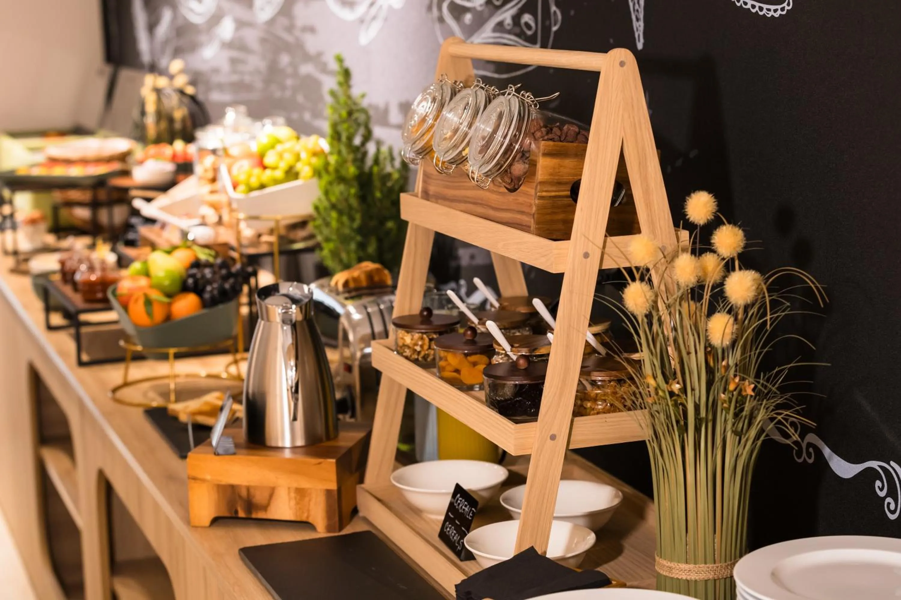 Buffet breakfast in Mercure Bucharest Cantemir