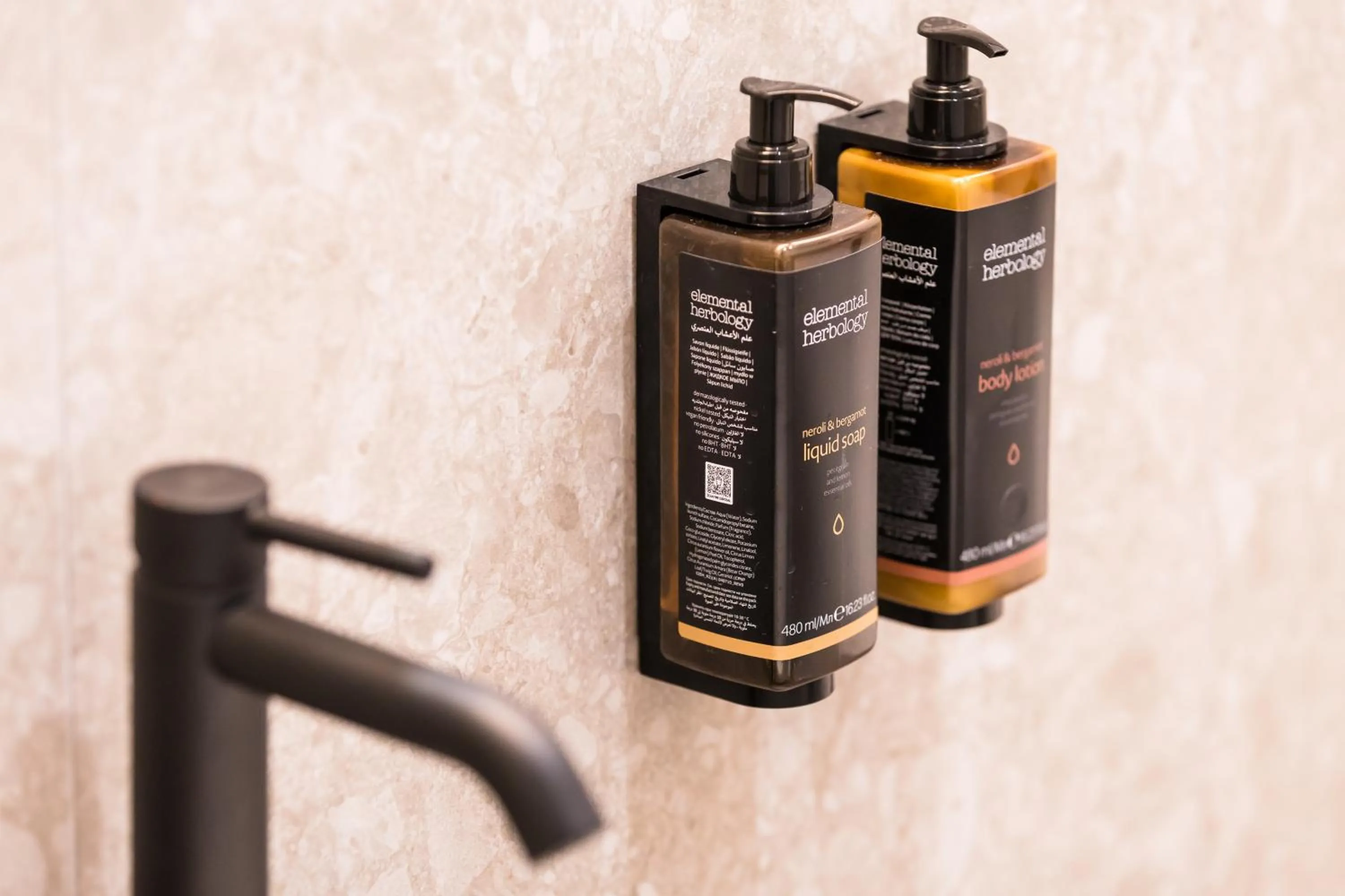 Bathroom in Mercure Bucharest Cantemir