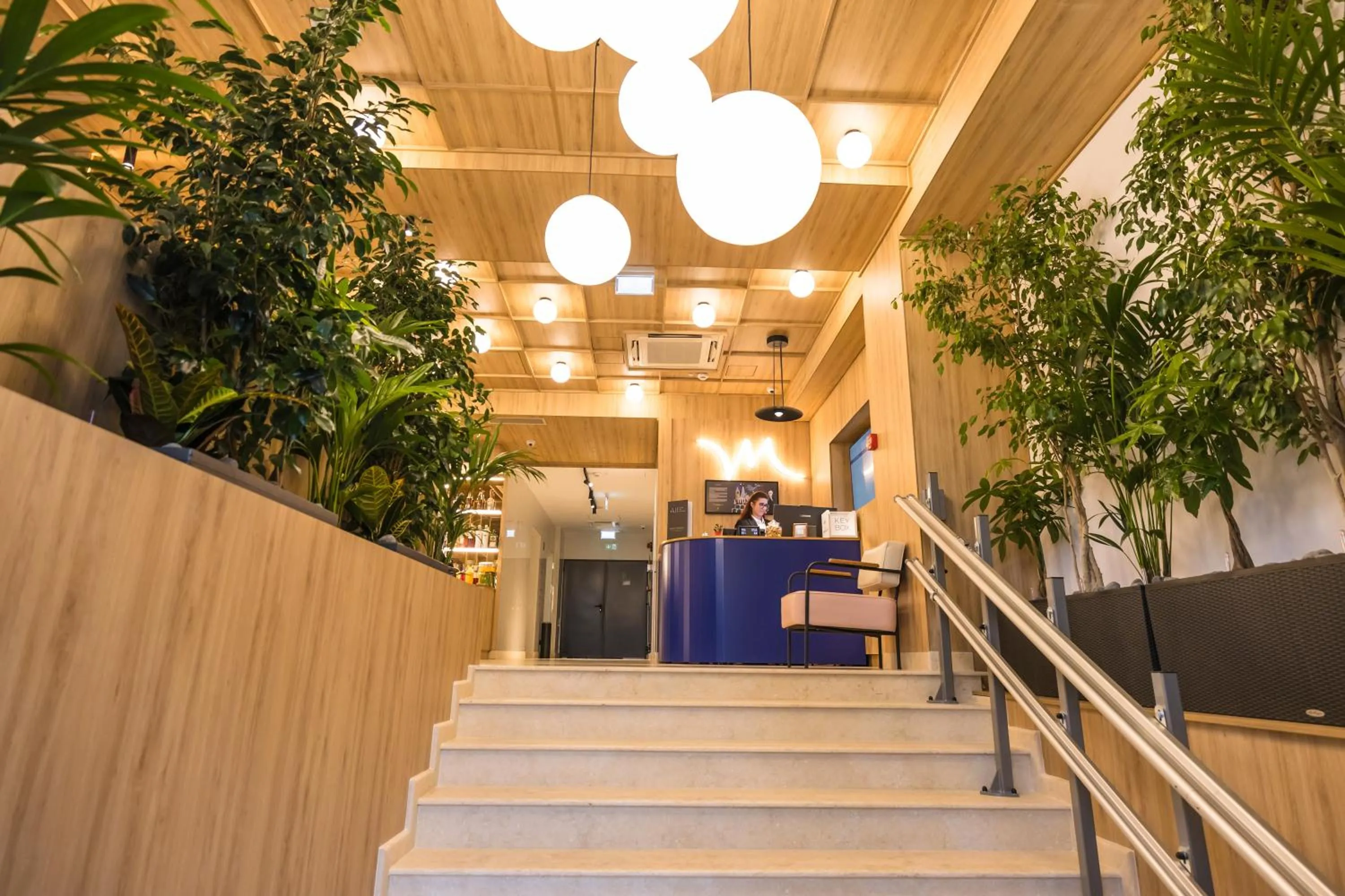 Lobby or reception in Mercure Bucharest Cantemir