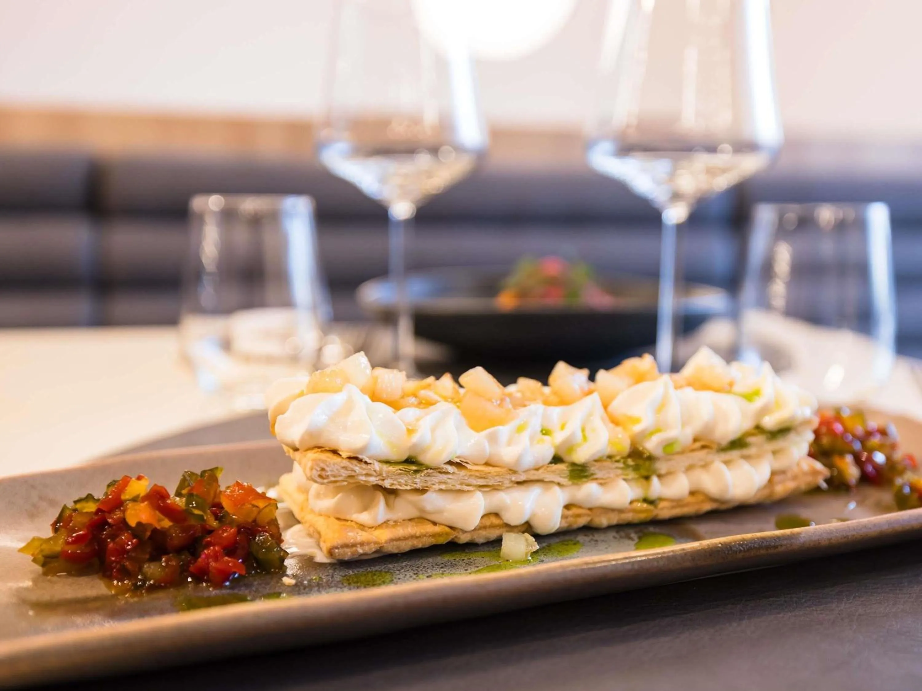 Restaurant/places to eat in Mercure Bucharest Cantemir