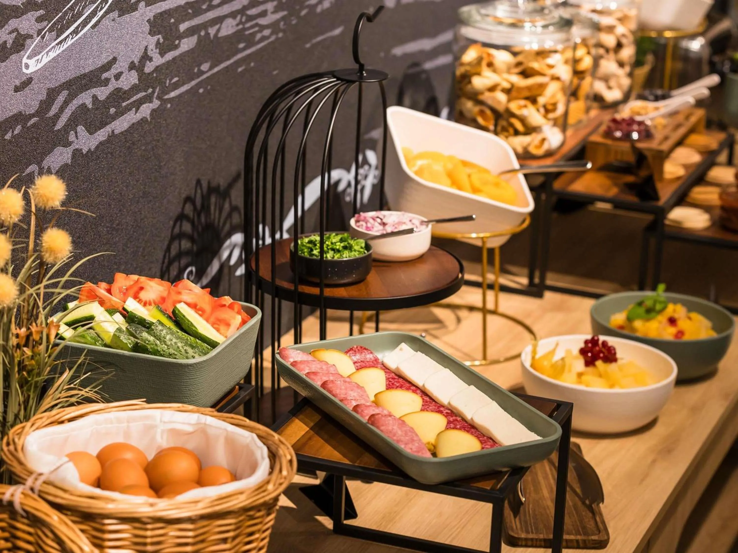 Breakfast in Mercure Bucharest Cantemir