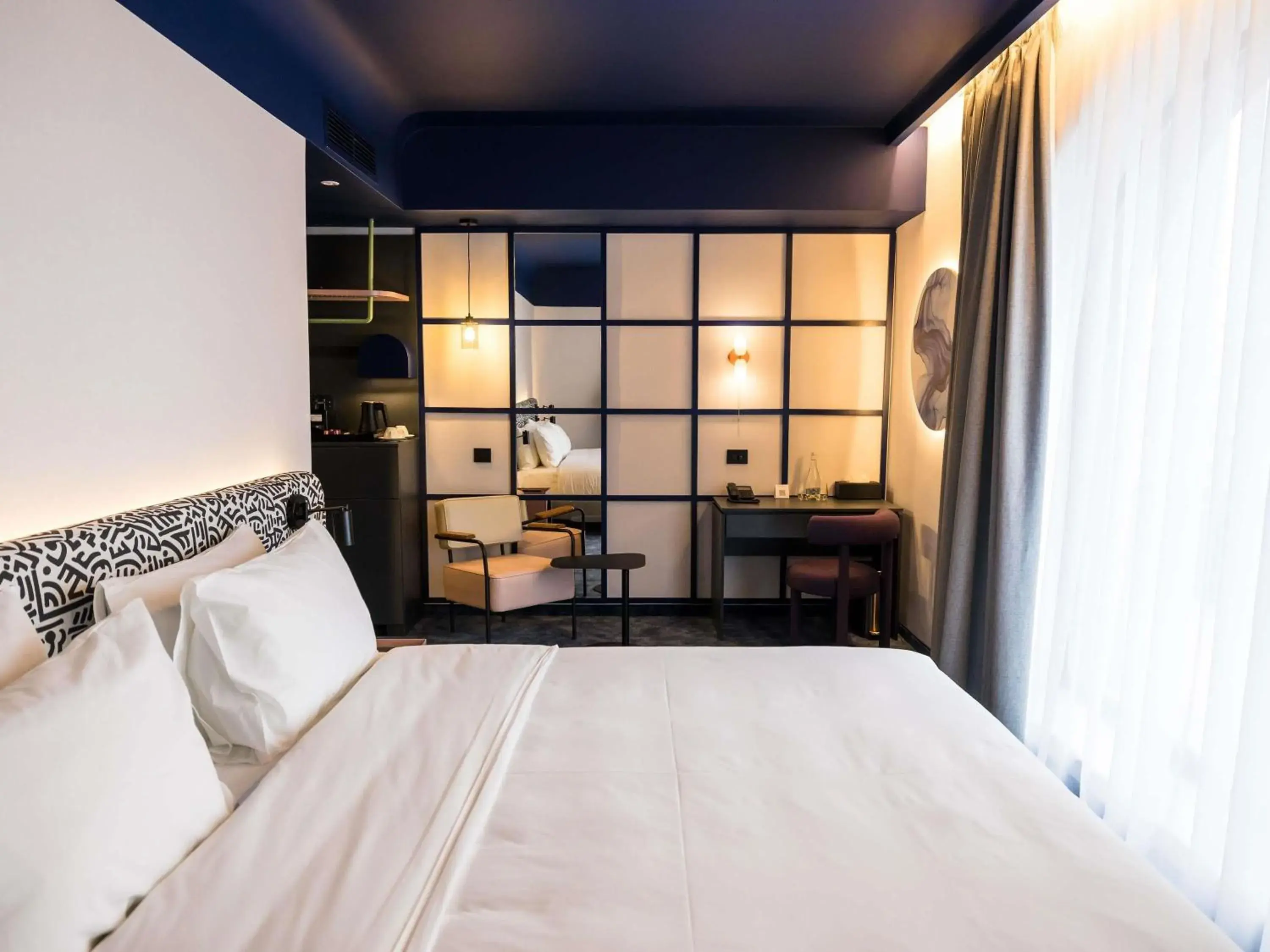 Privilege Room with One Double Bed in Mercure Bucharest Cantemir Privilege Room with One Double Bed in Mercure Bucharest Cantemir