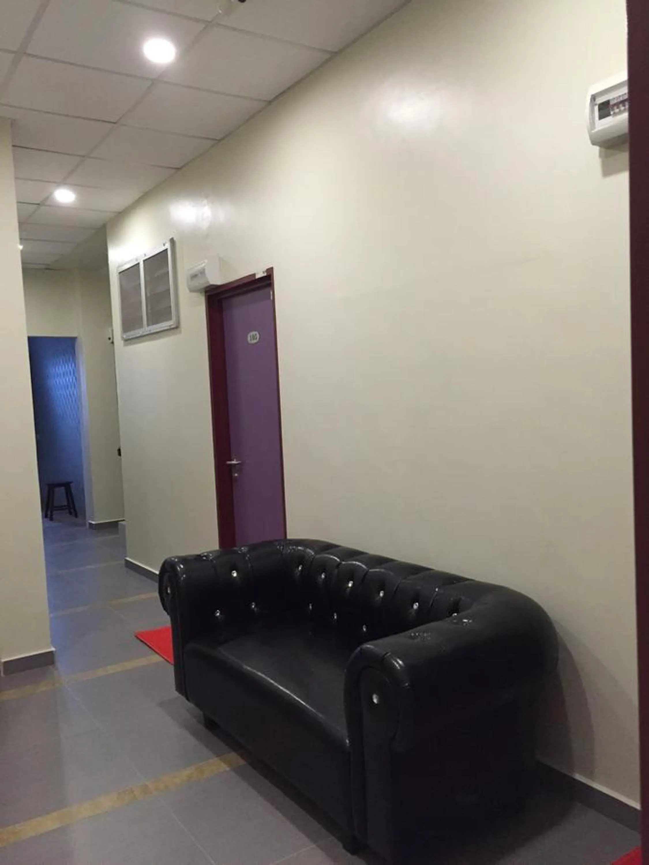 Tas Sakura Budget Hotel