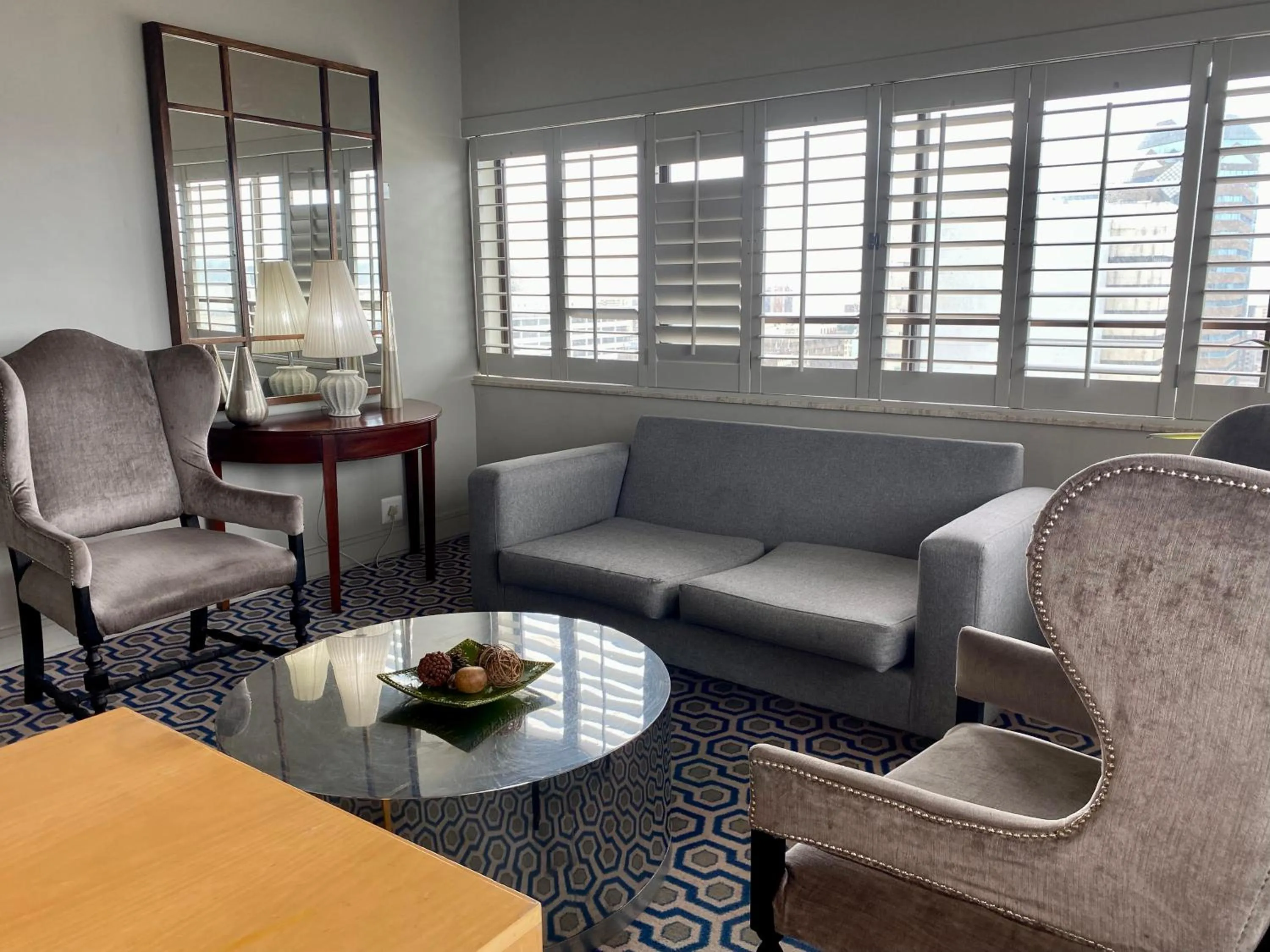 Living room in The Royal Hotel by Coastlands Hotels & Resorts