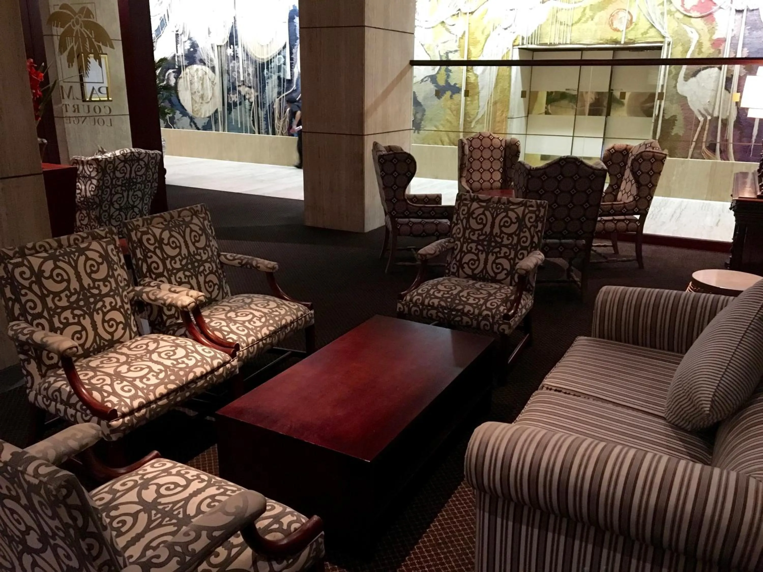 Lounge or bar in The Royal Hotel by Coastlands Hotels & Resorts