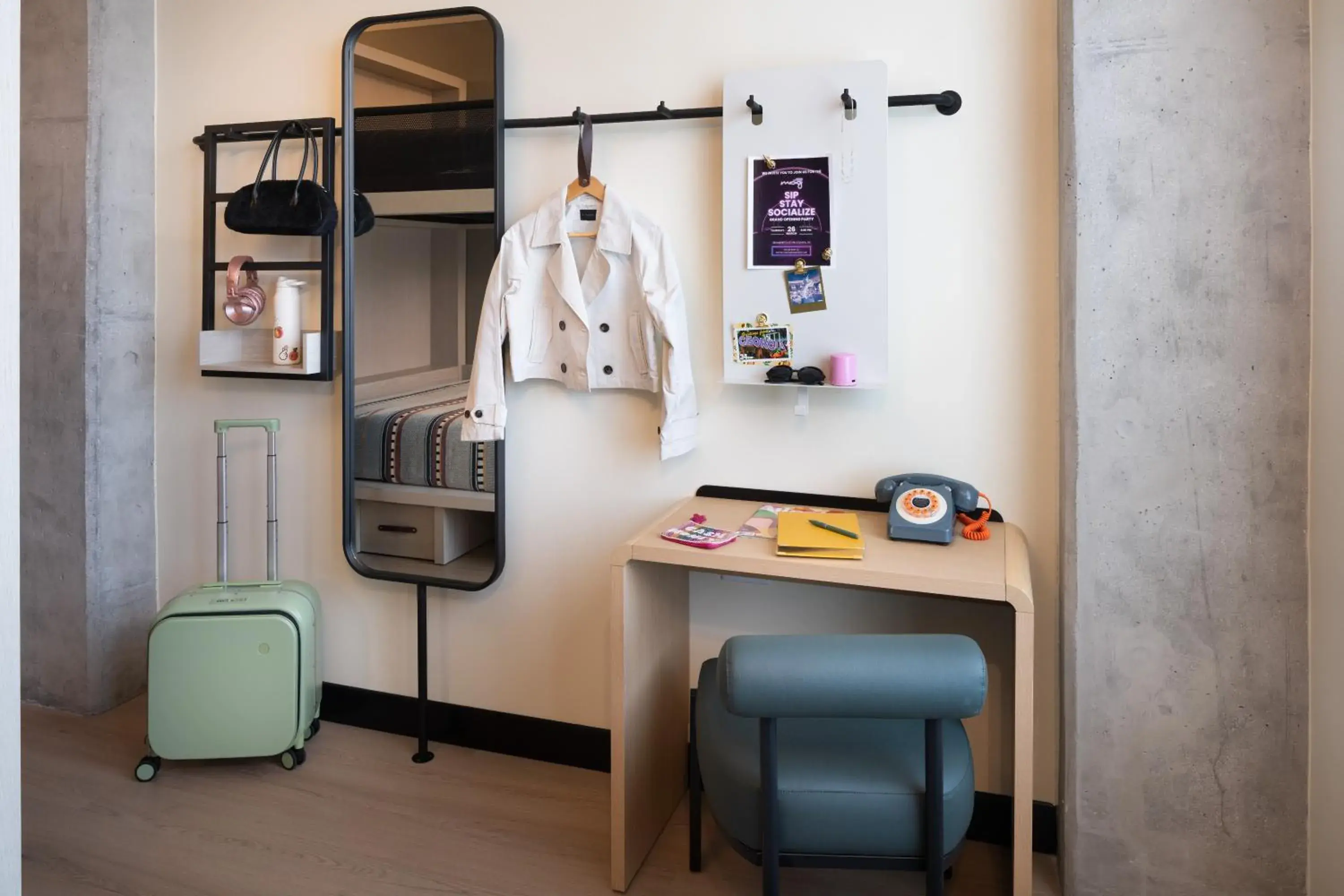 Two-Bedroom Suite with Two Queen Beds and Two Single Beds in Moxy Atlanta Downtown Two-Bedroom Suite with Two Queen Beds and Two Single Beds in Moxy Atlanta Downtown