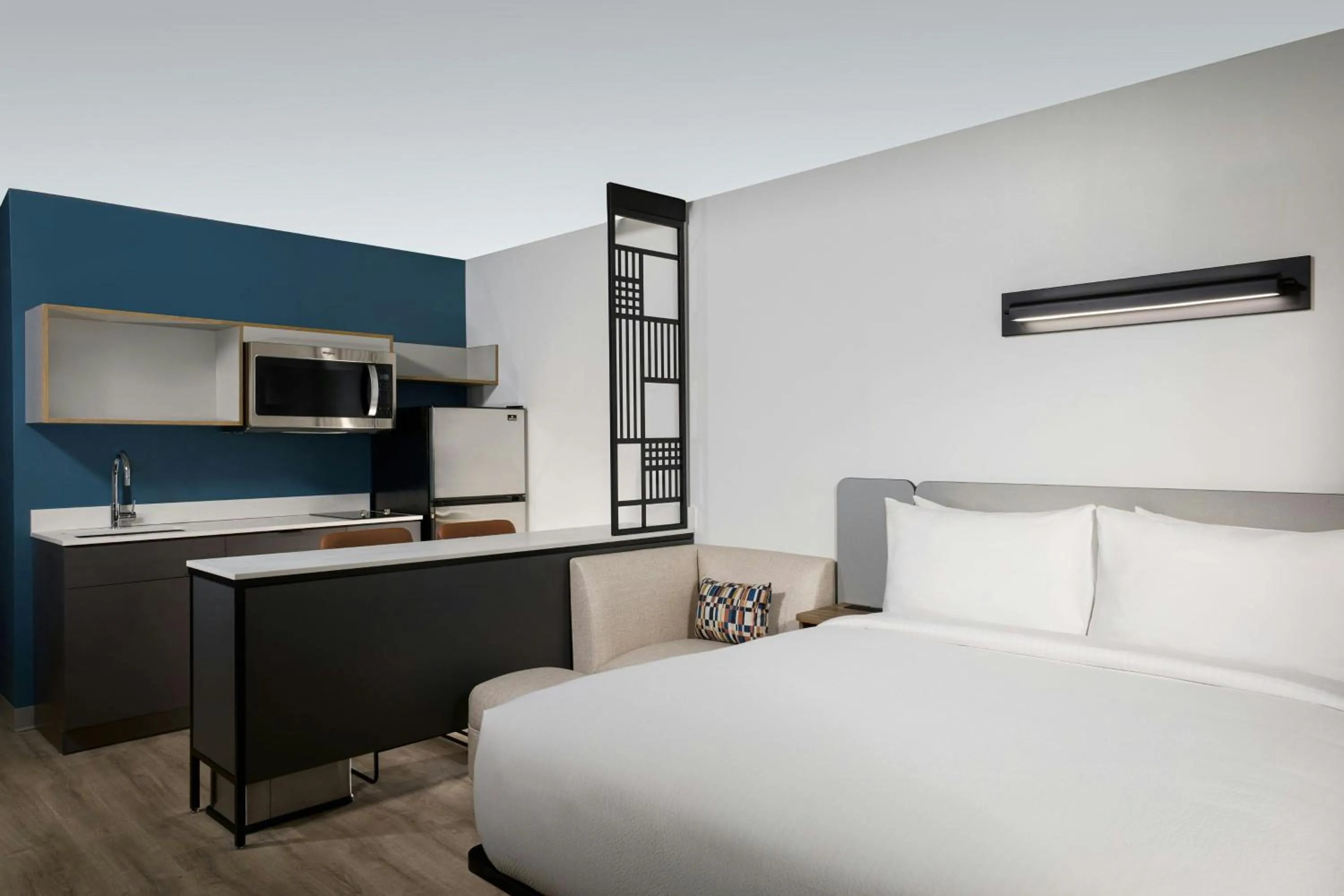 Photo of the whole room, Bed in StudioRes by Marriott Jacksonville Orange Park