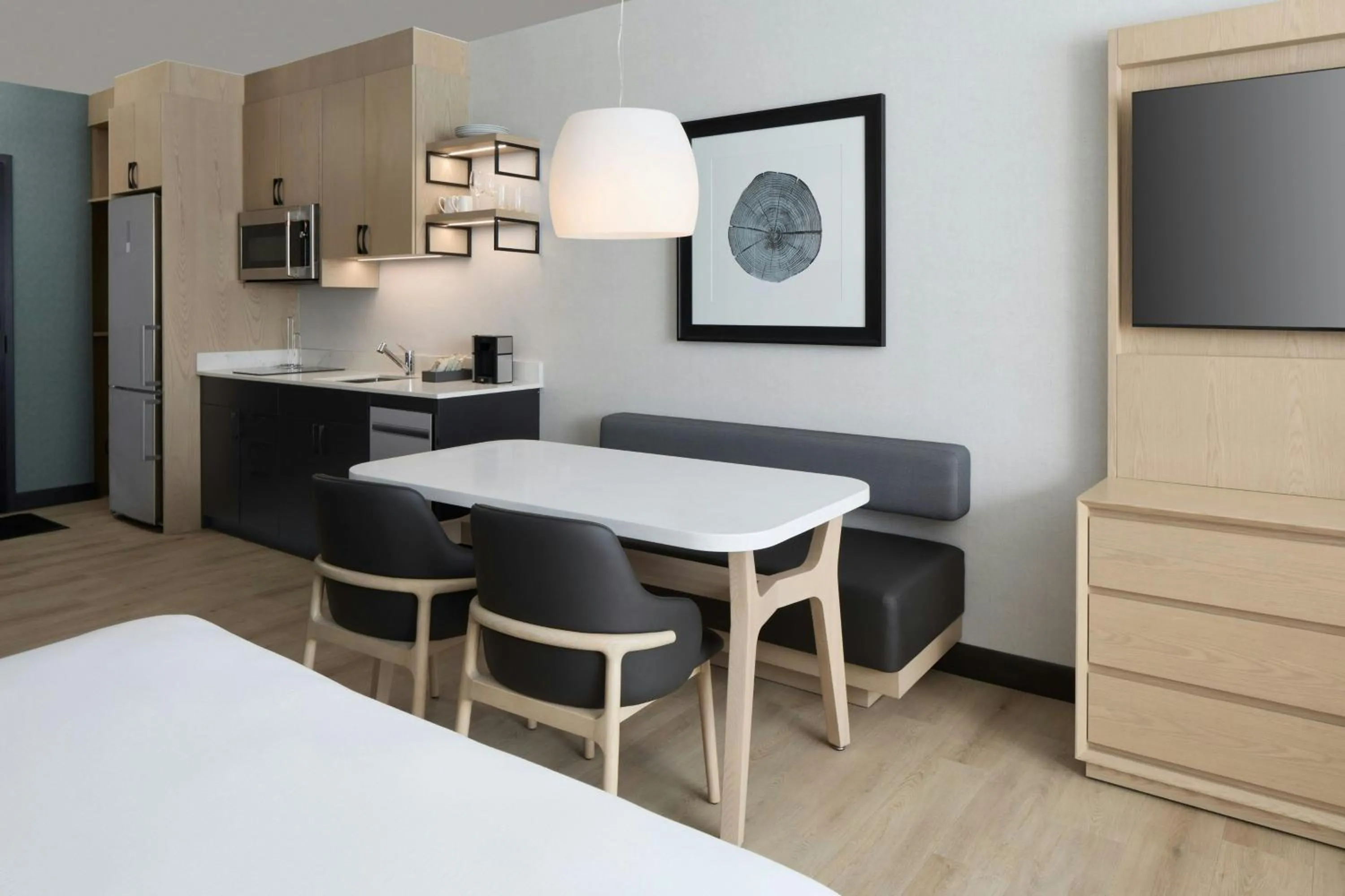 Photo of the whole room, Bed in Residence Inn by Marriott Bromont