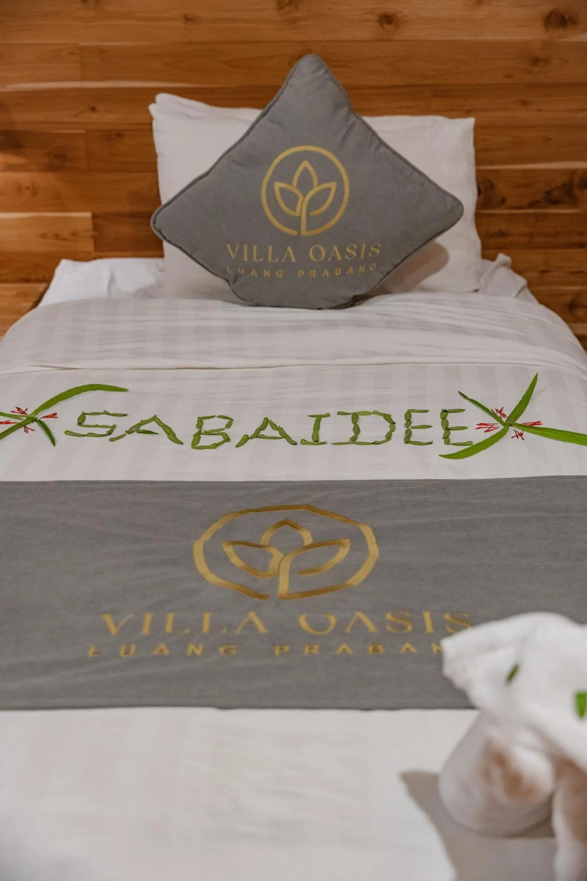 Bed in Villa Oasis Luang Prabang