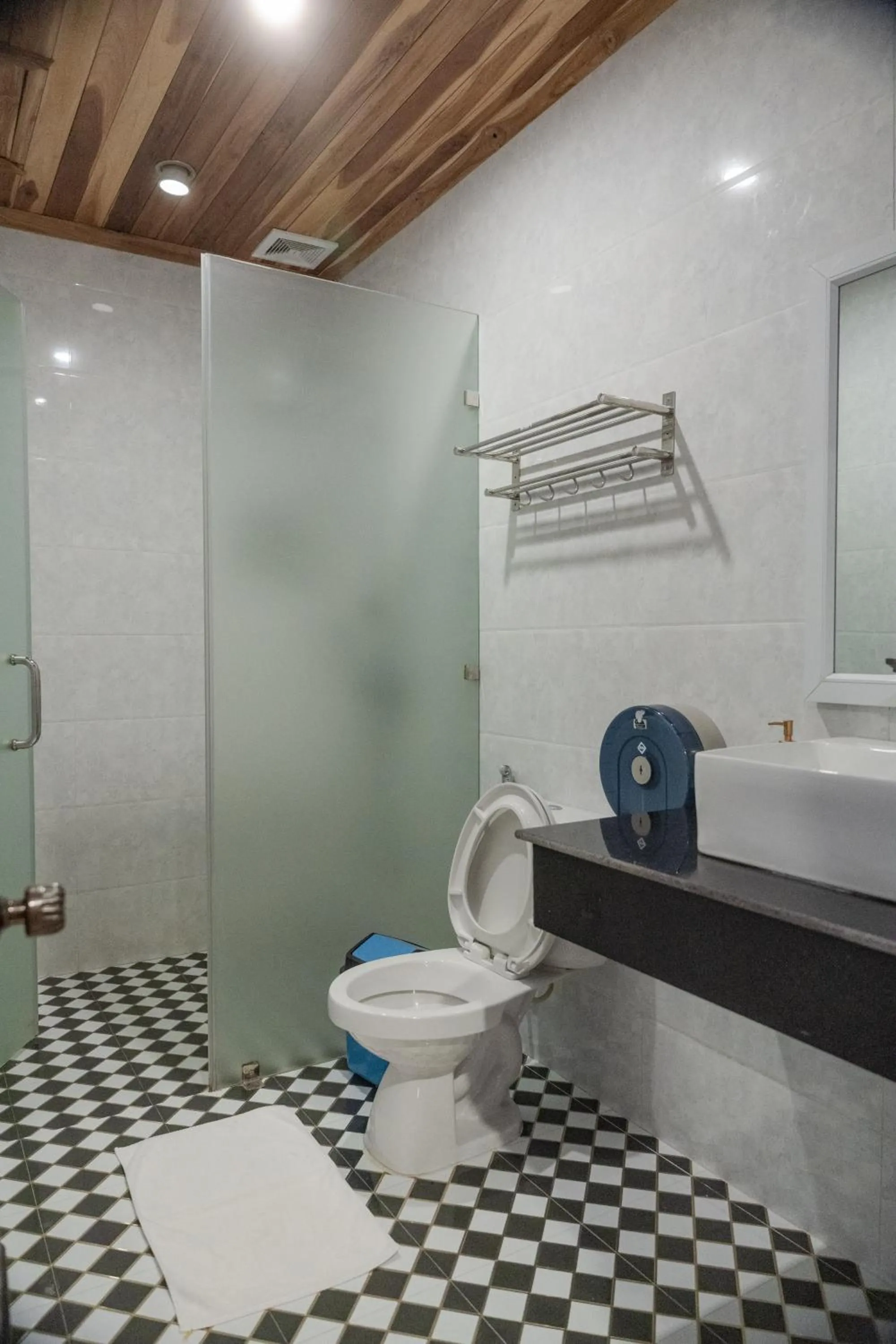 Bathroom in Villa Oasis Luang Prabang