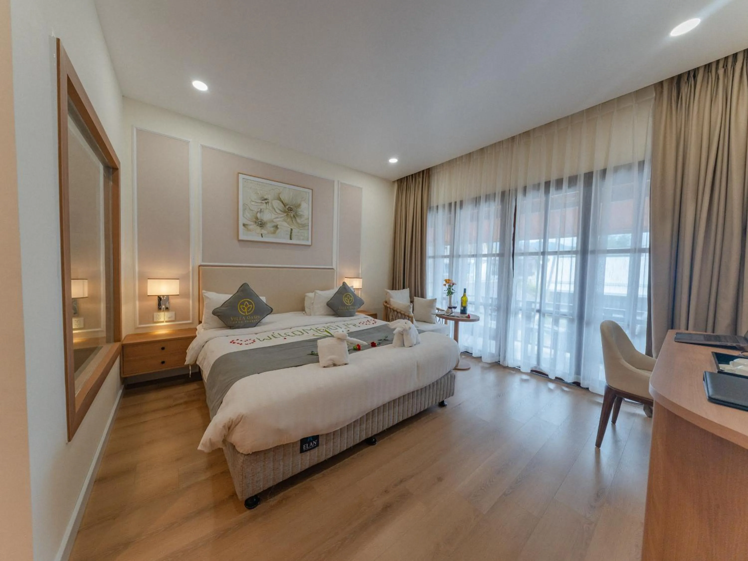 Photo of the whole room, Bed in Villa Oasis Luang Prabang