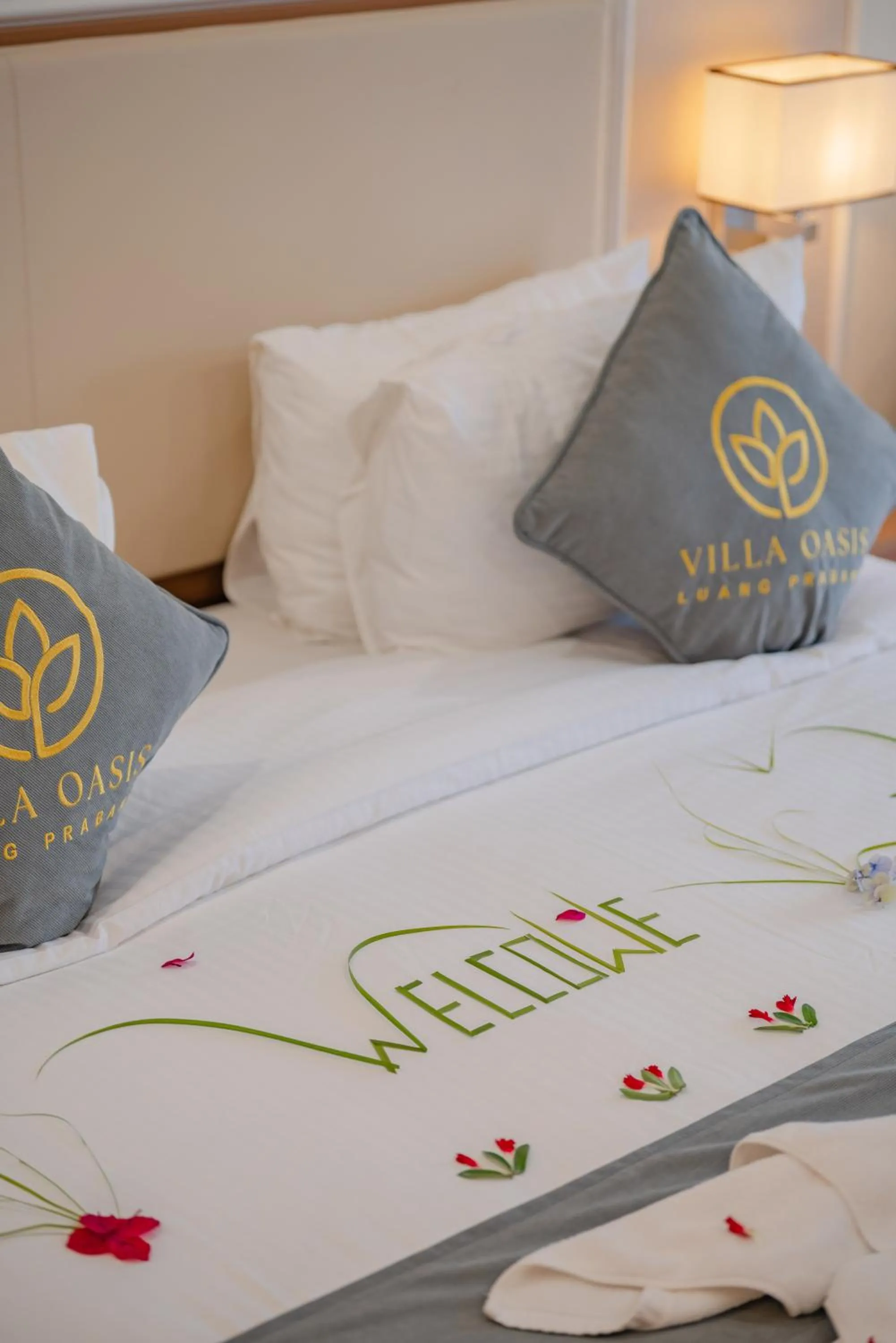 Bed in Villa Oasis Luang Prabang
