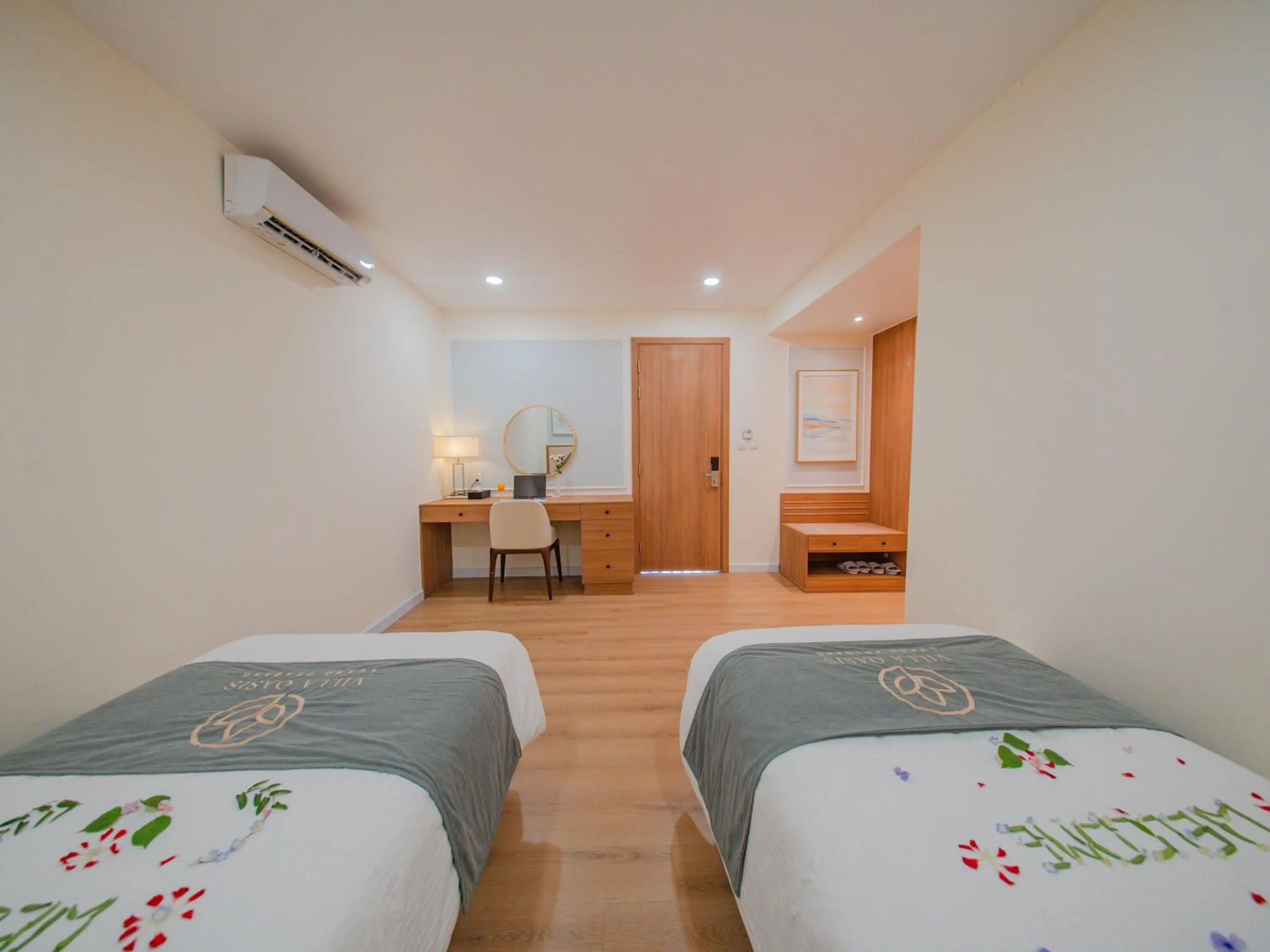Bedroom, Bed in Villa Oasis Luang Prabang