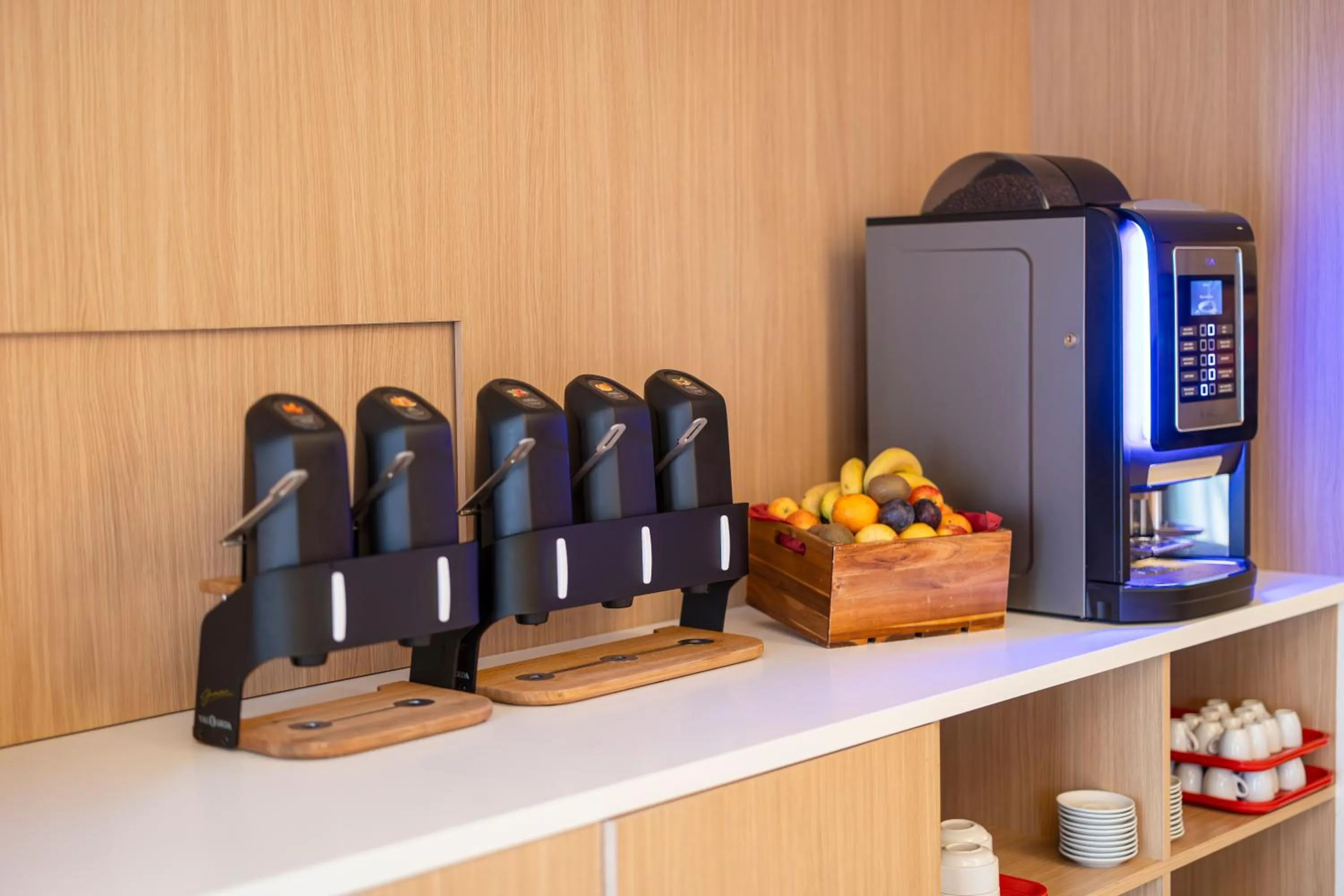 Breakfast in Moov Hotel Porto Norte