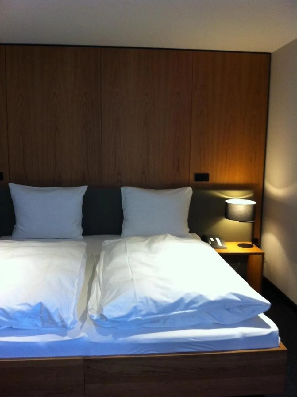 Photo of the whole room, Bed in Consulat des Weins