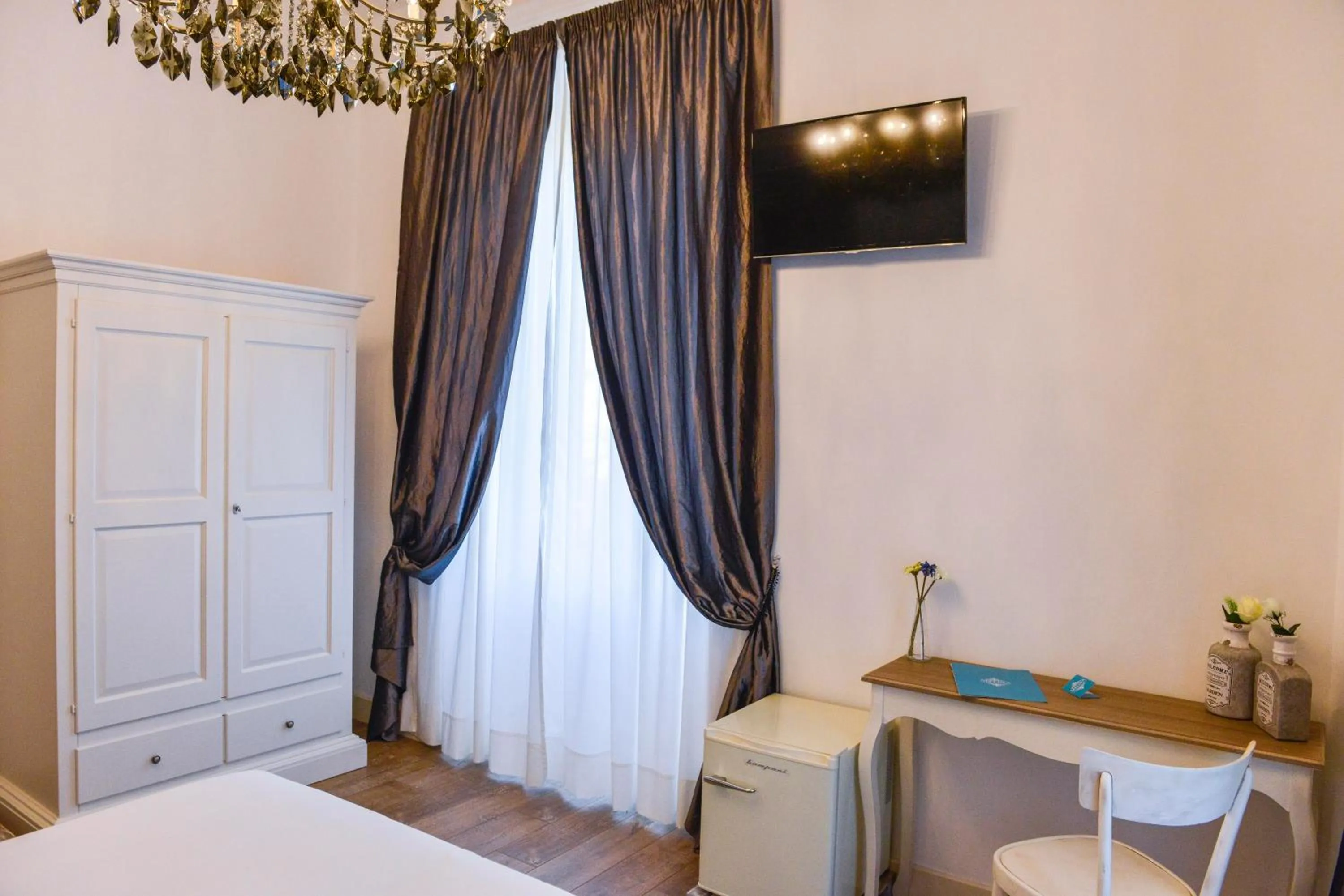 Photo of the whole room in Adelina Guesthouse