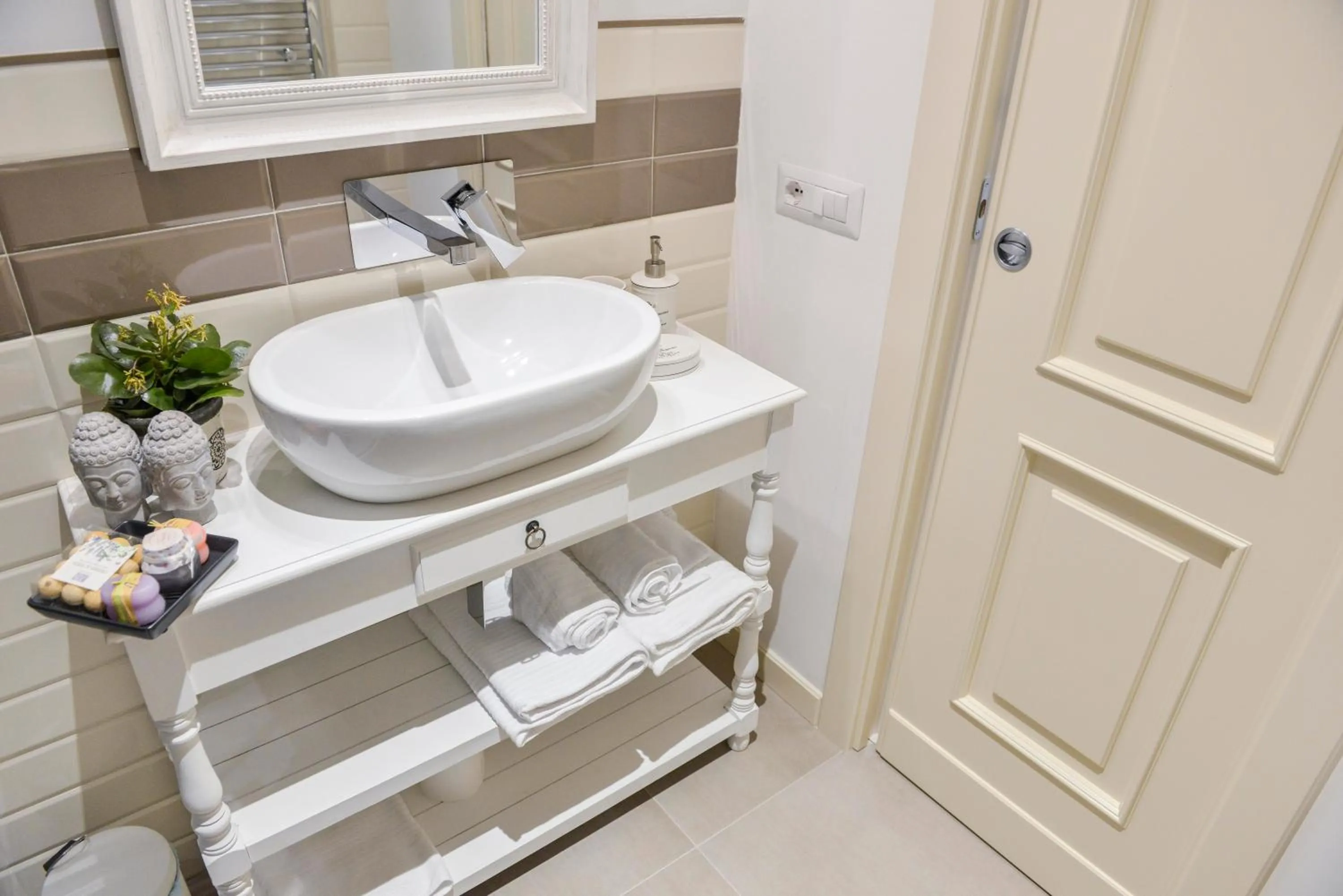 Bathroom in Adelina Guesthouse