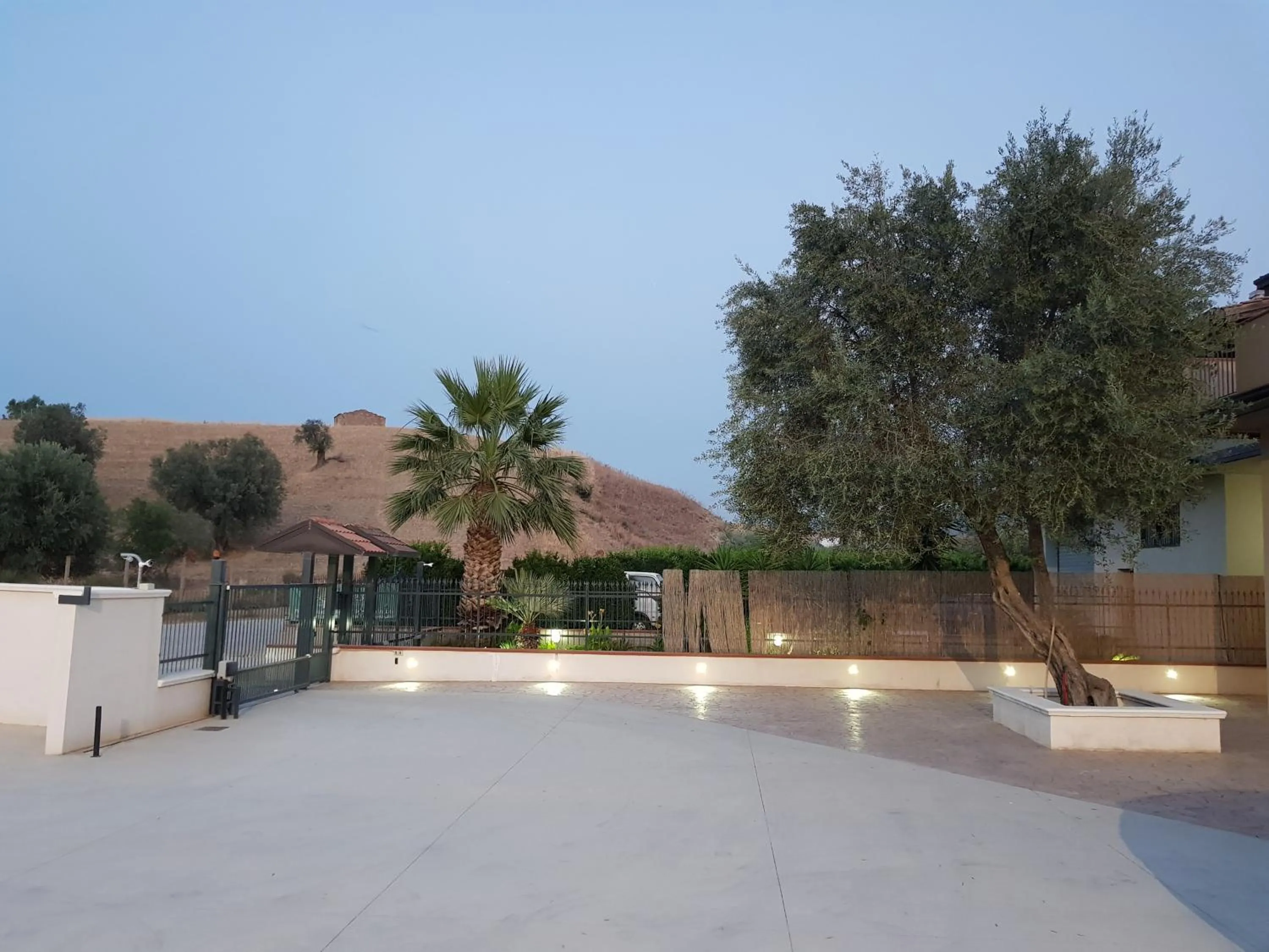 Facade/entrance in Casale Marcalia - bed & breakfast
