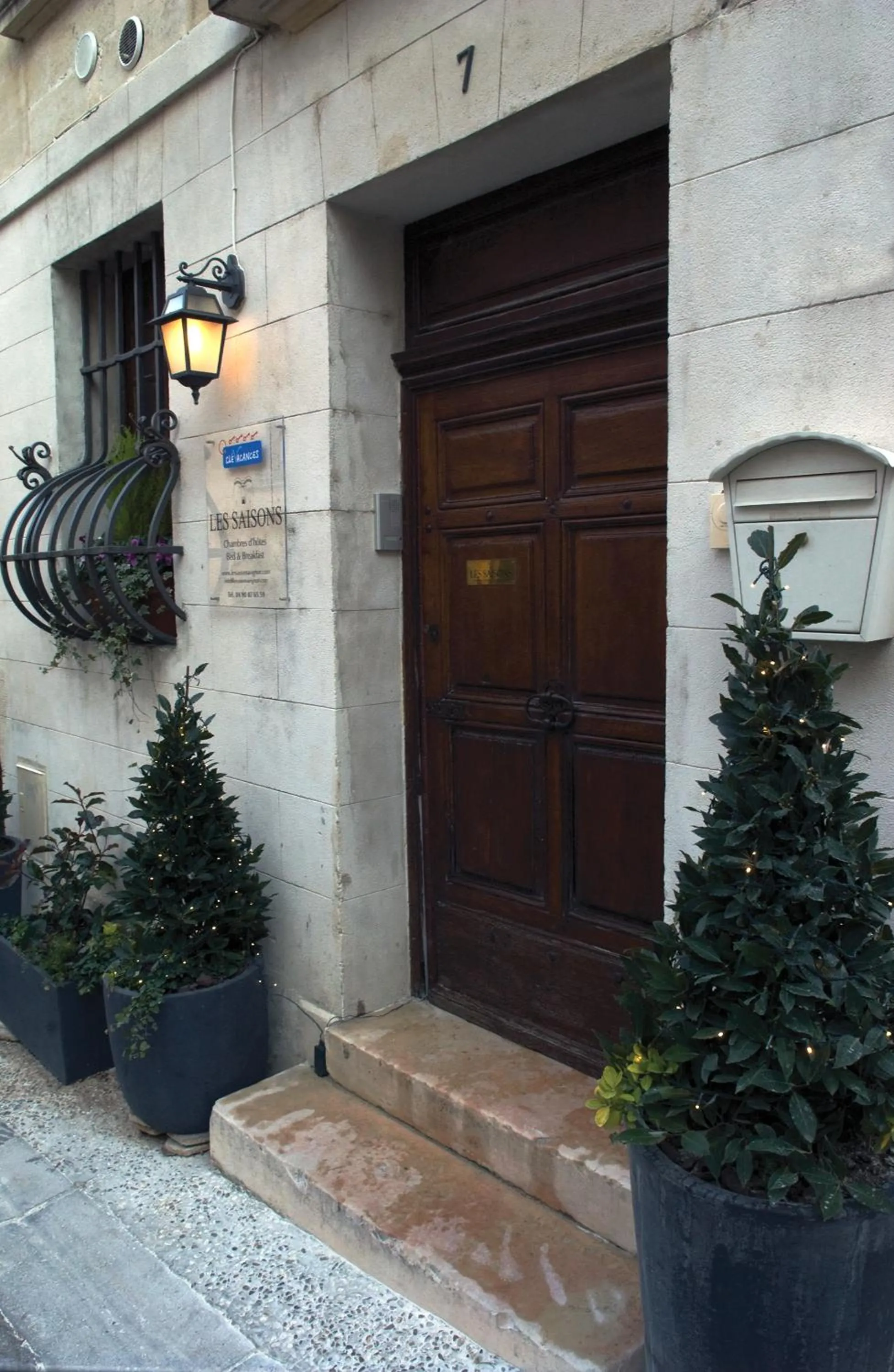 Facade/entrance in Les Saisons