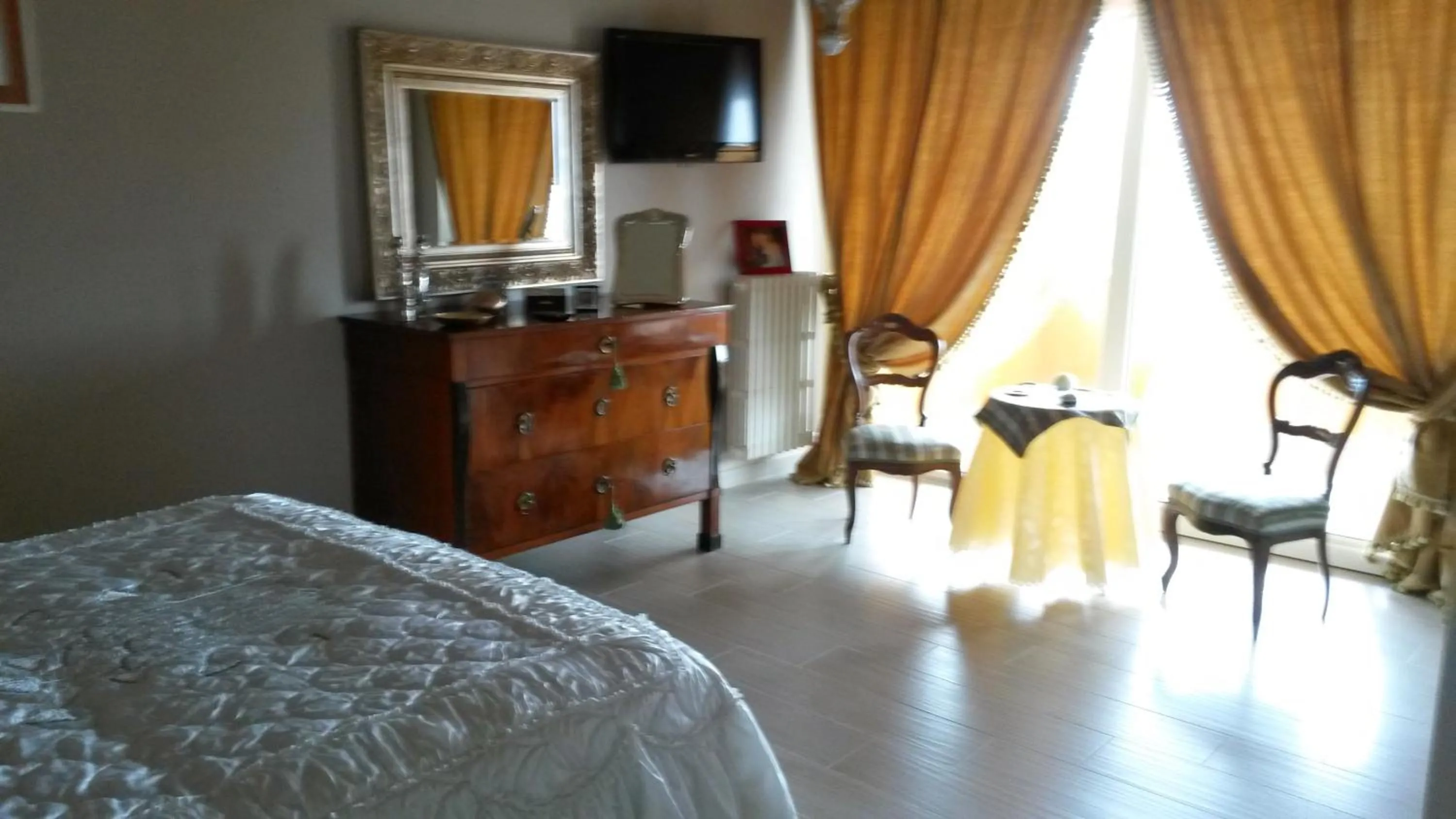 Bedroom, Bed in Villa Lucrezia