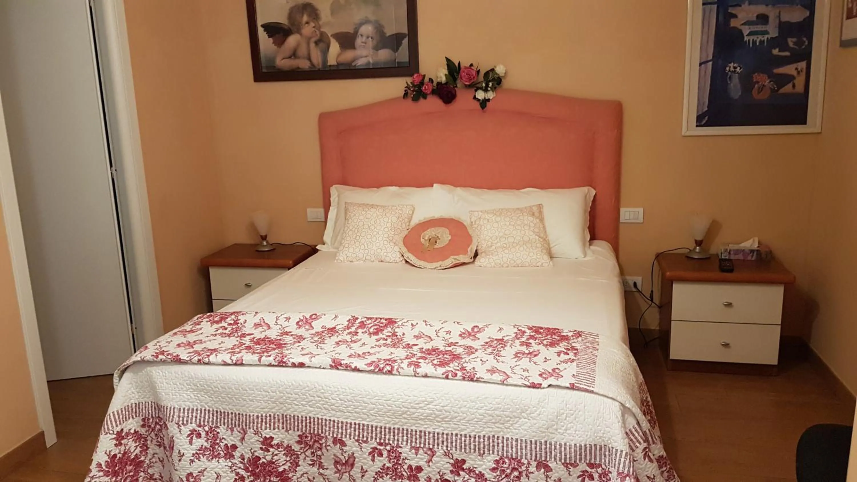 Bedroom, Bed in Villa Lucrezia