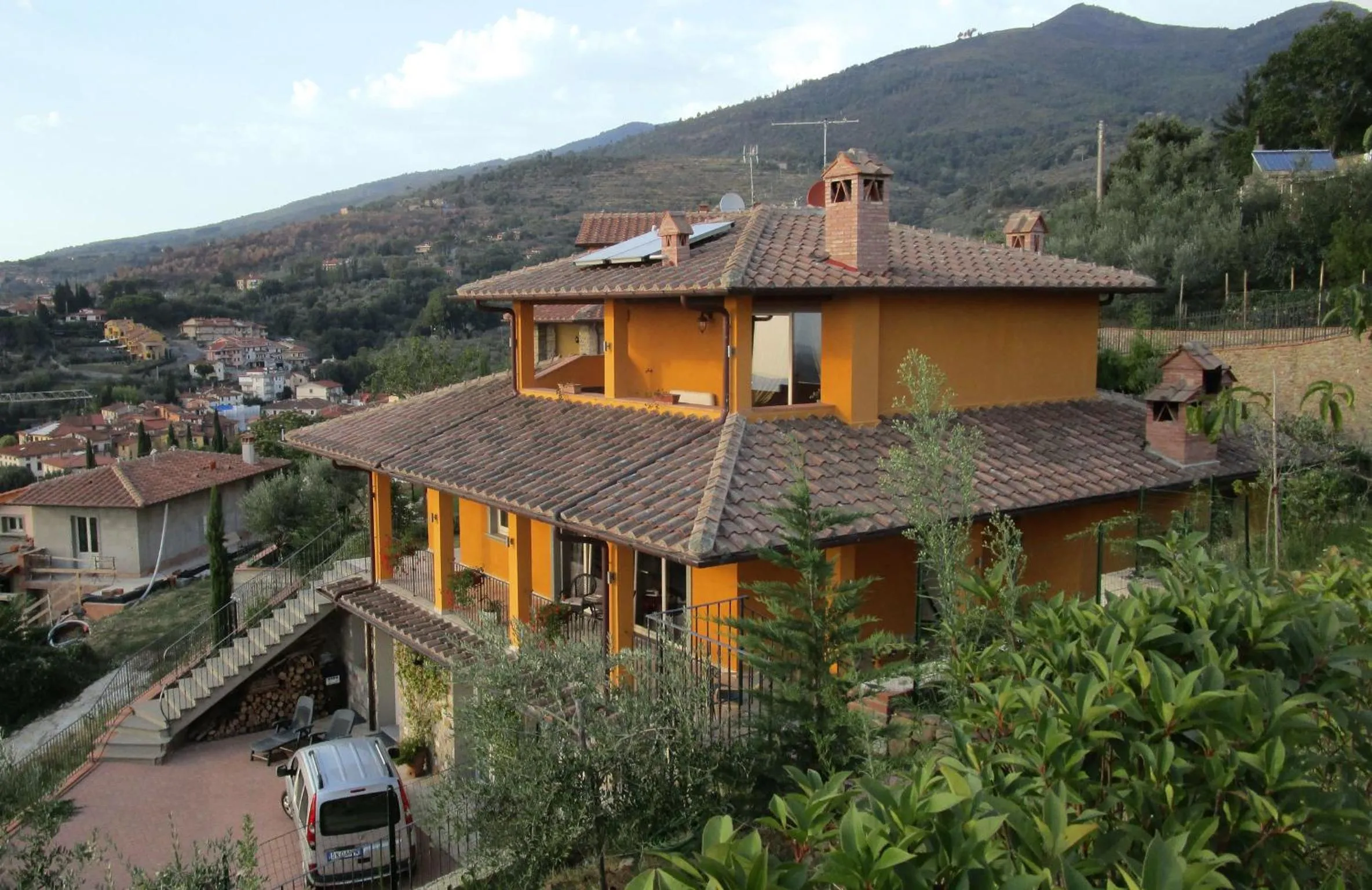 Facade/entrance in Villa Lucrezia