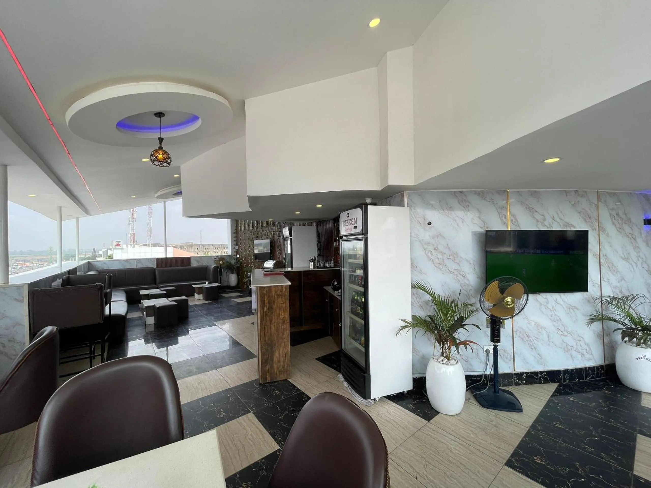 Presken Hotel International Airport Road, Ikeja
