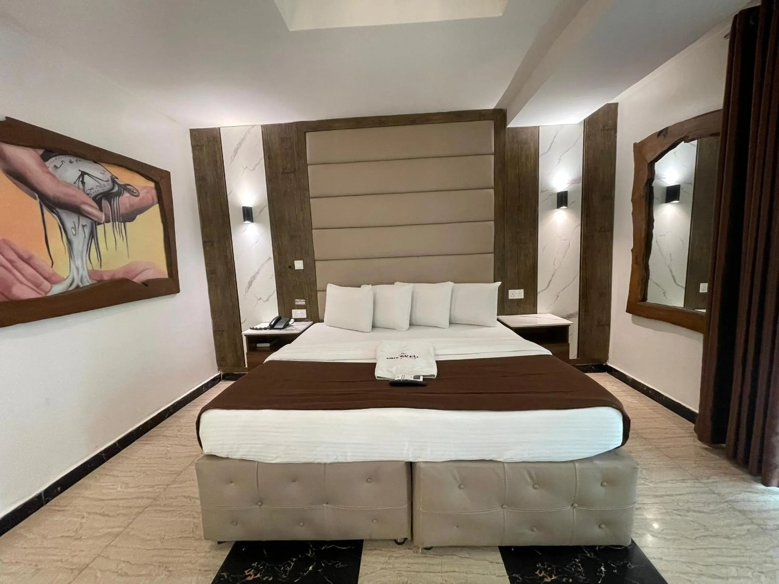 Bed in Presken Hotel International Airport Road, Ikeja