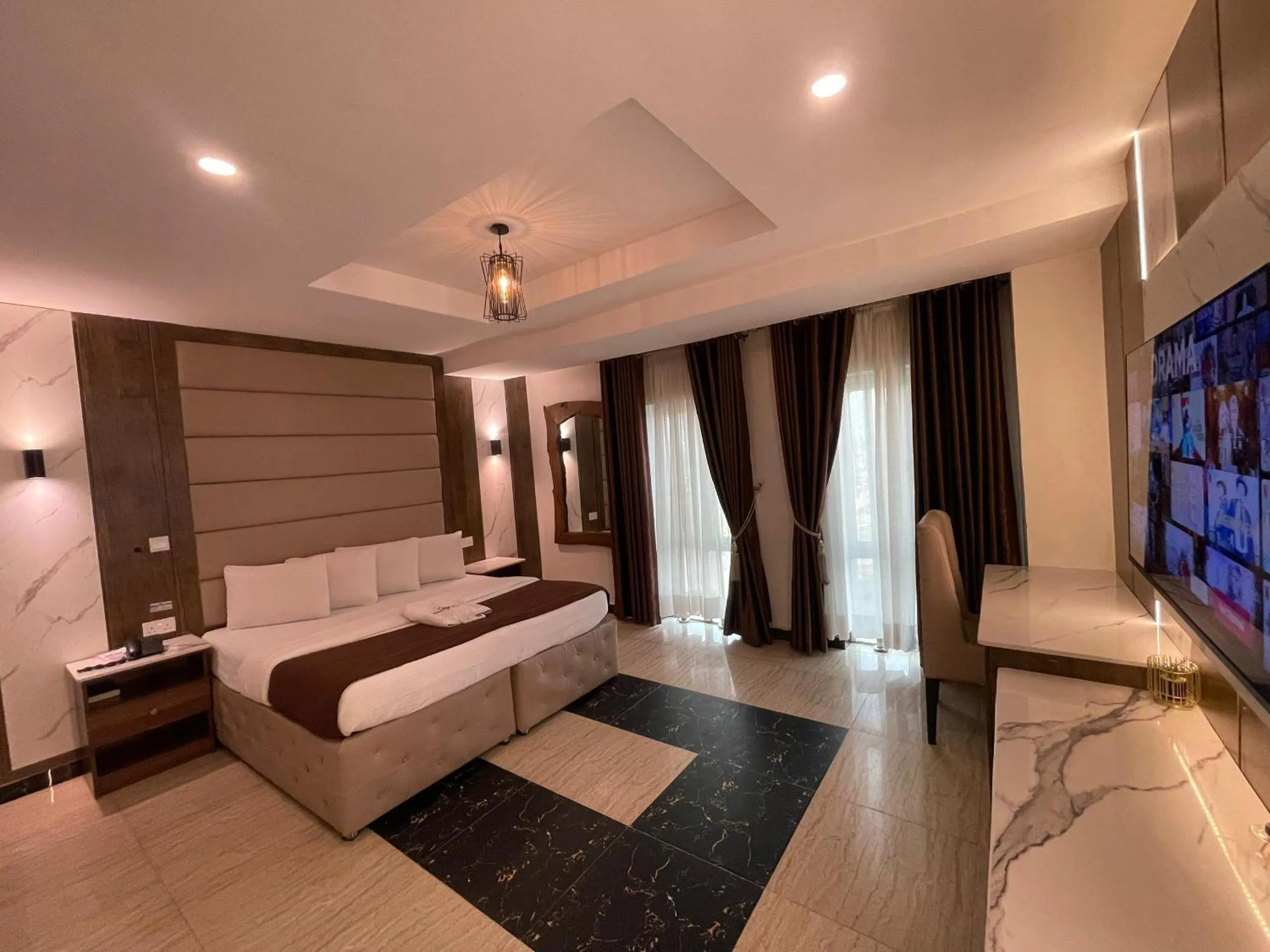 Bed in Presken Hotel International Airport Road, Ikeja