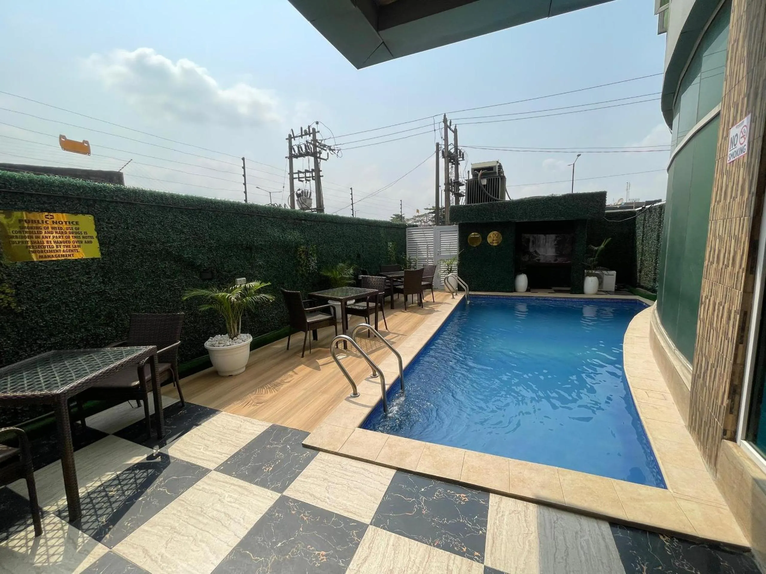 Day in Presken Hotel International Airport Road, Ikeja
