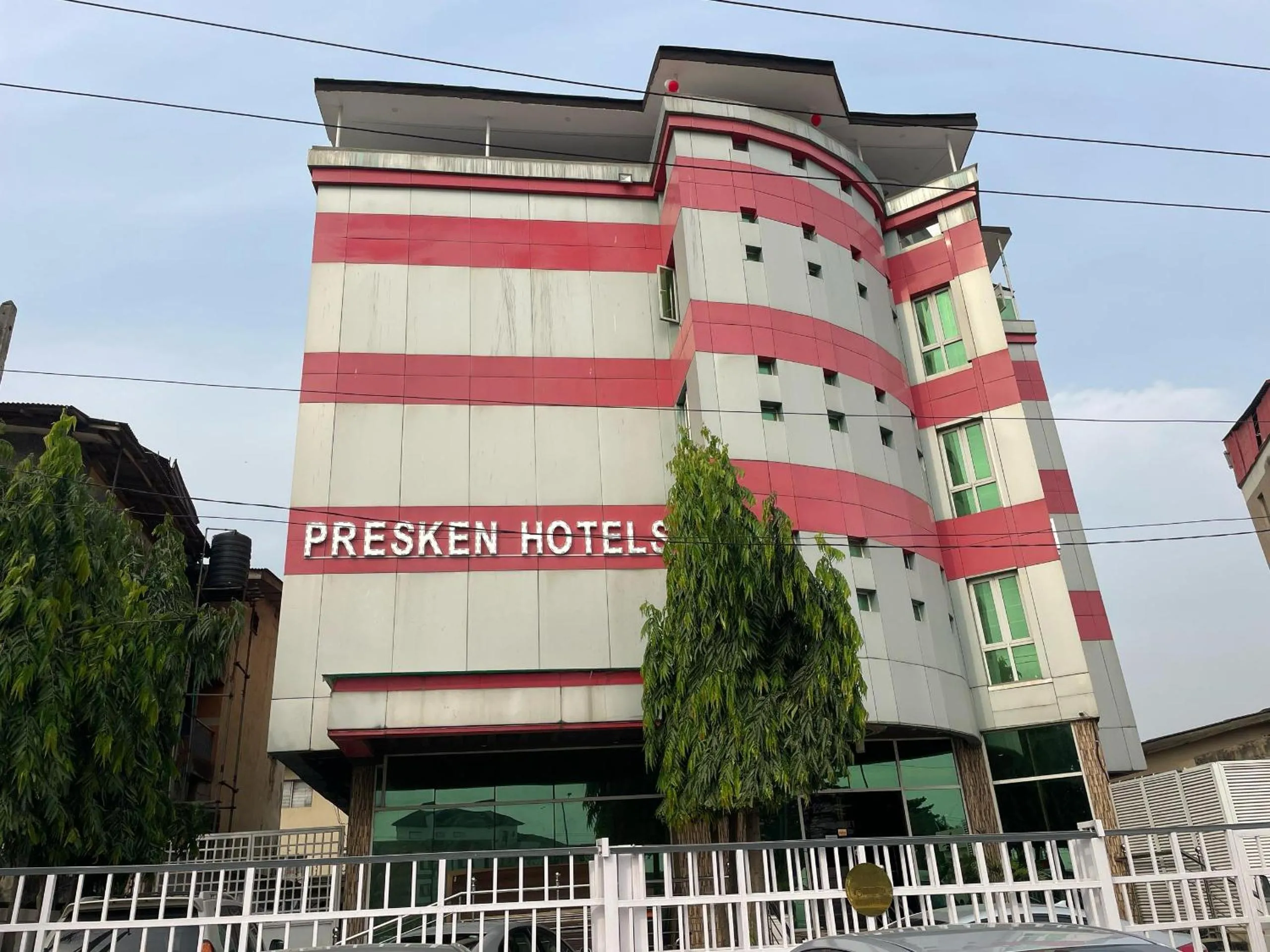 Presken Hotel International Airport Road, Ikeja