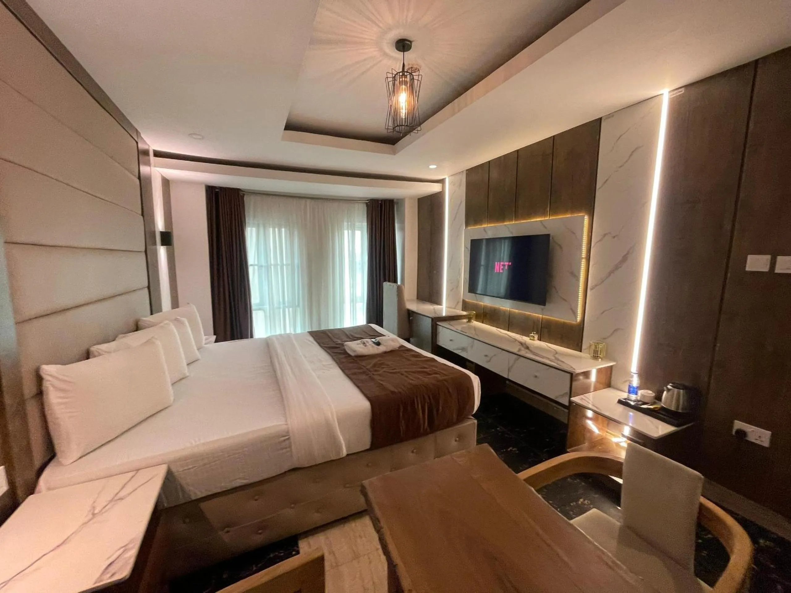 Bed in Presken Hotel International Airport Road, Ikeja