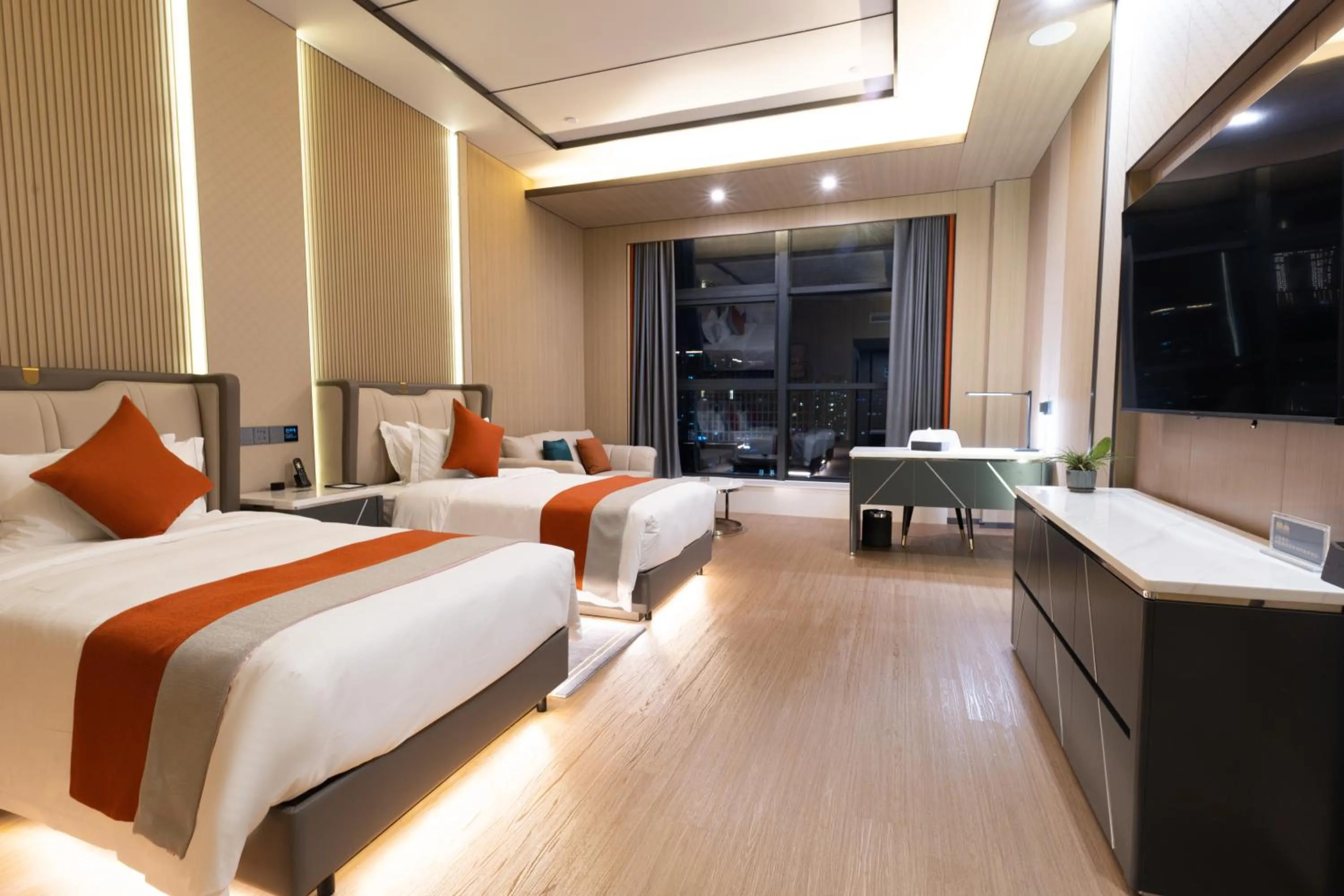 Xi'an Fengcheng Jinzuo Hotel