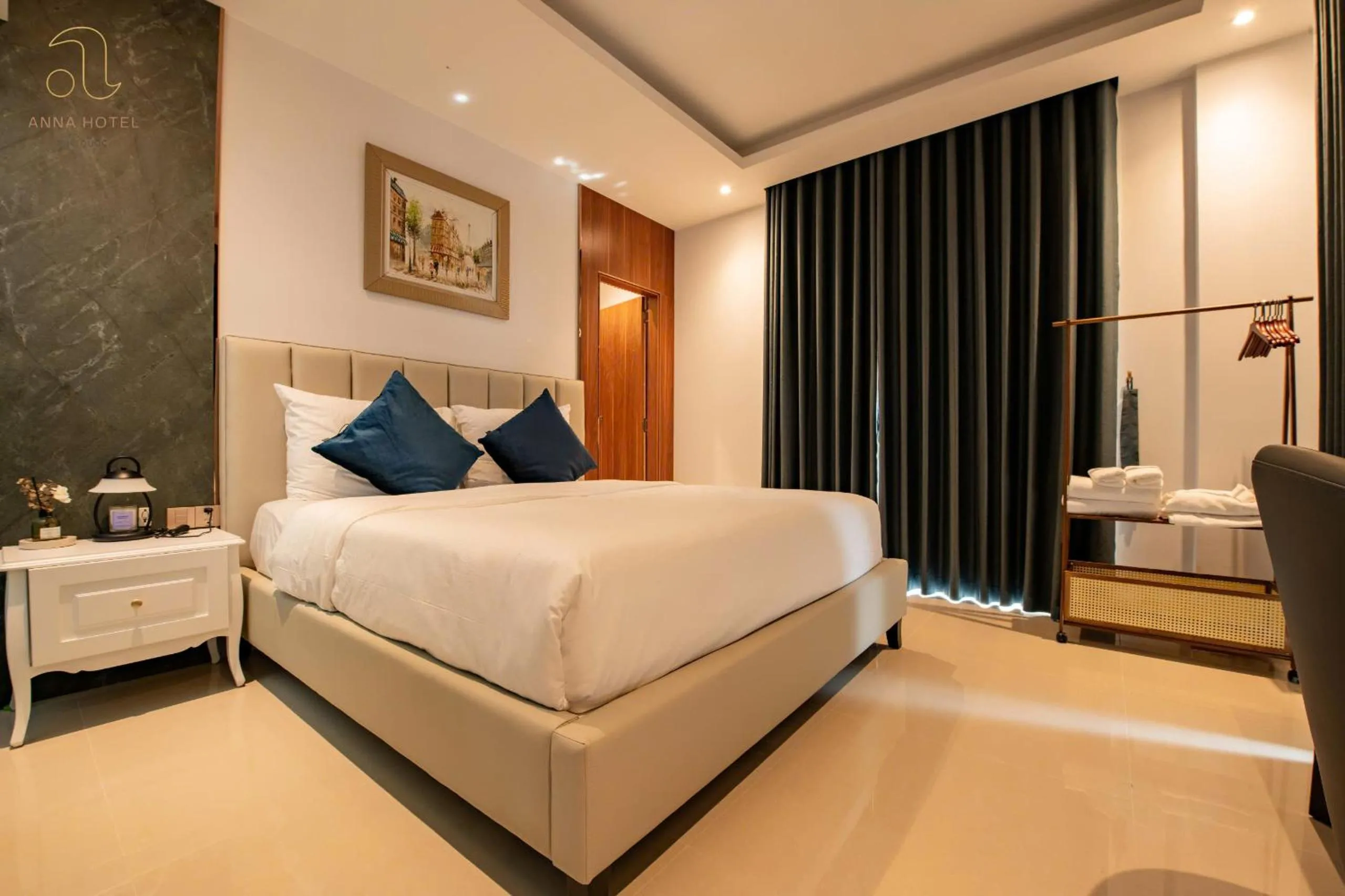 Suite with Balcony in Anna Hotel - Free Ticket Cable Car & Hon Thom Water Park