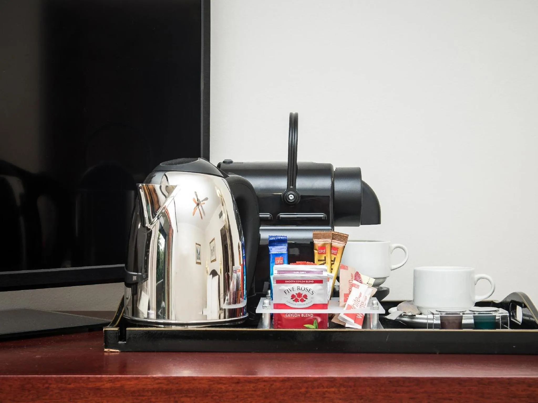 TV and multimedia in Selborne Golf Estate, Hotel & Spa