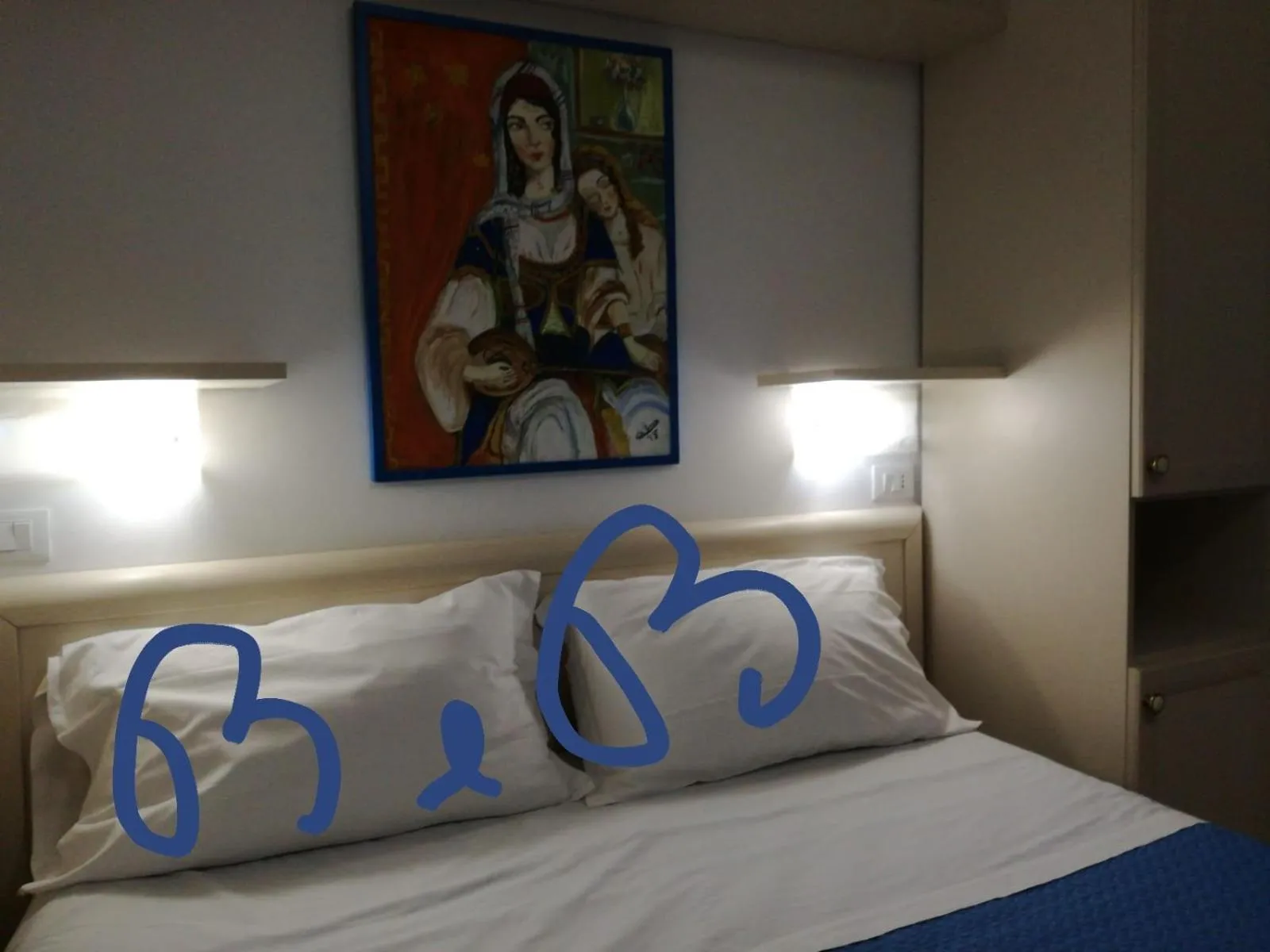 Decorative detail, Bed in B&B Stelle Della Daunia