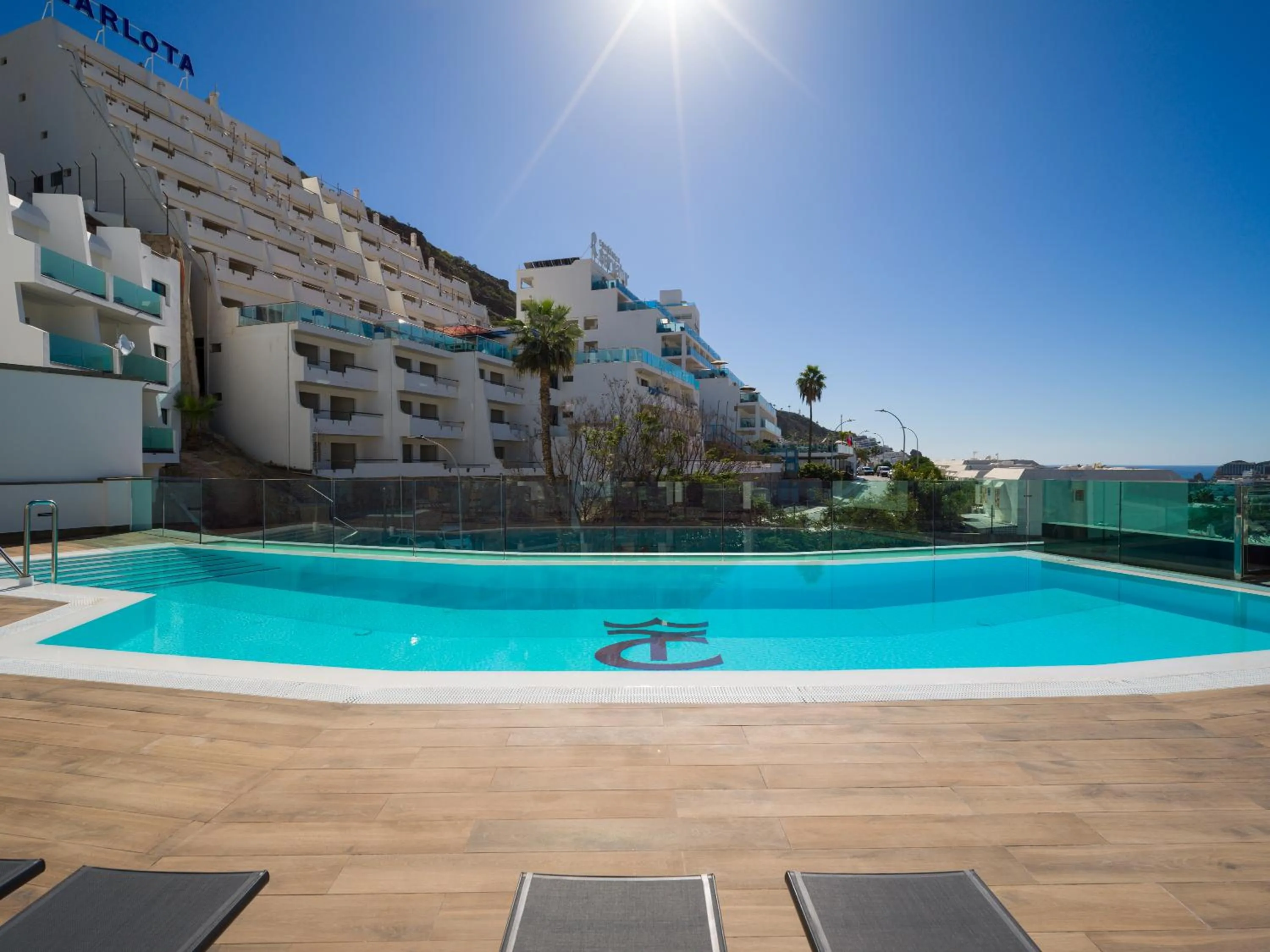 Swimming pool in Servatur Doña Elvira