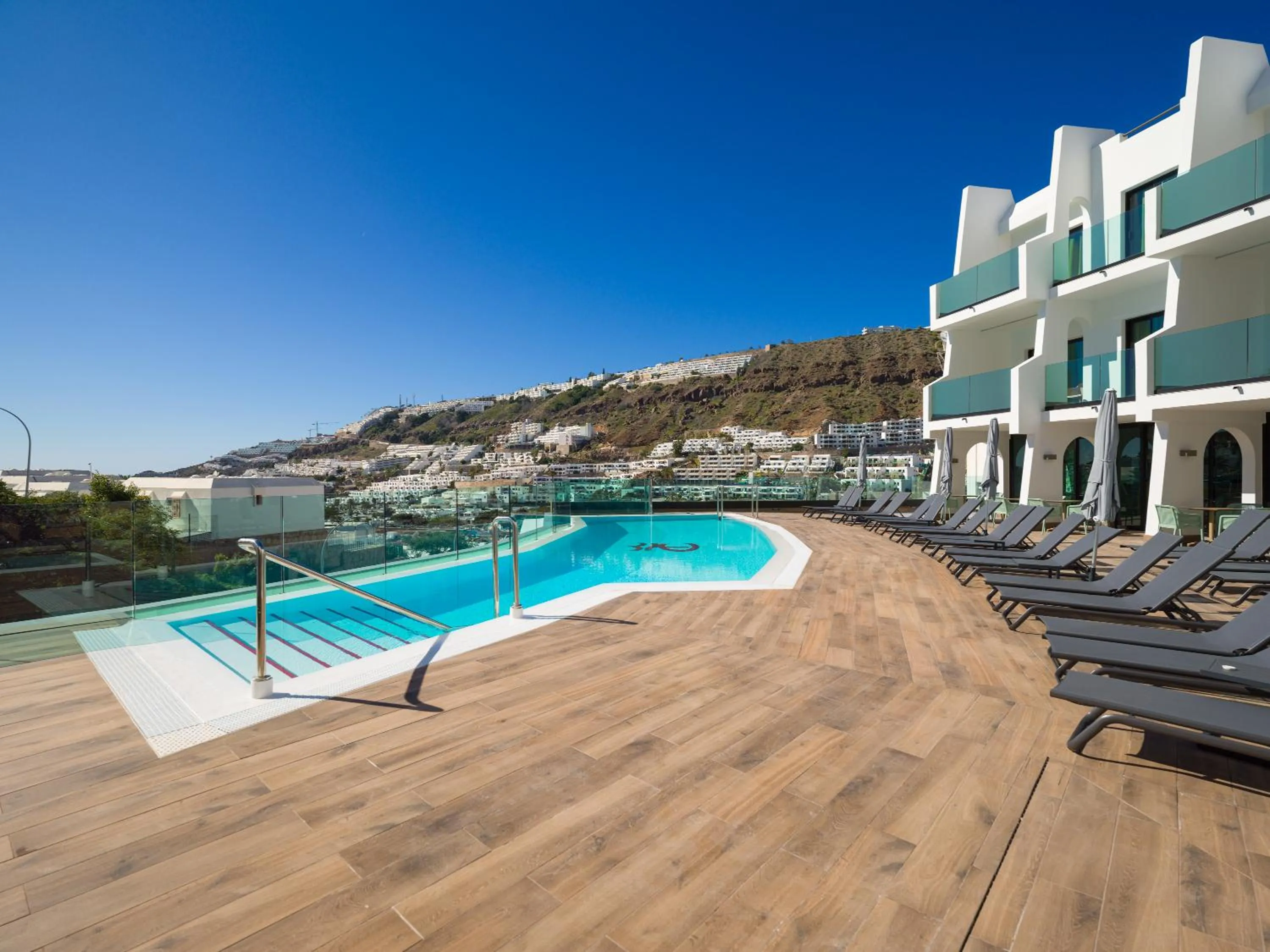 Swimming pool in Servatur Doña Elvira
