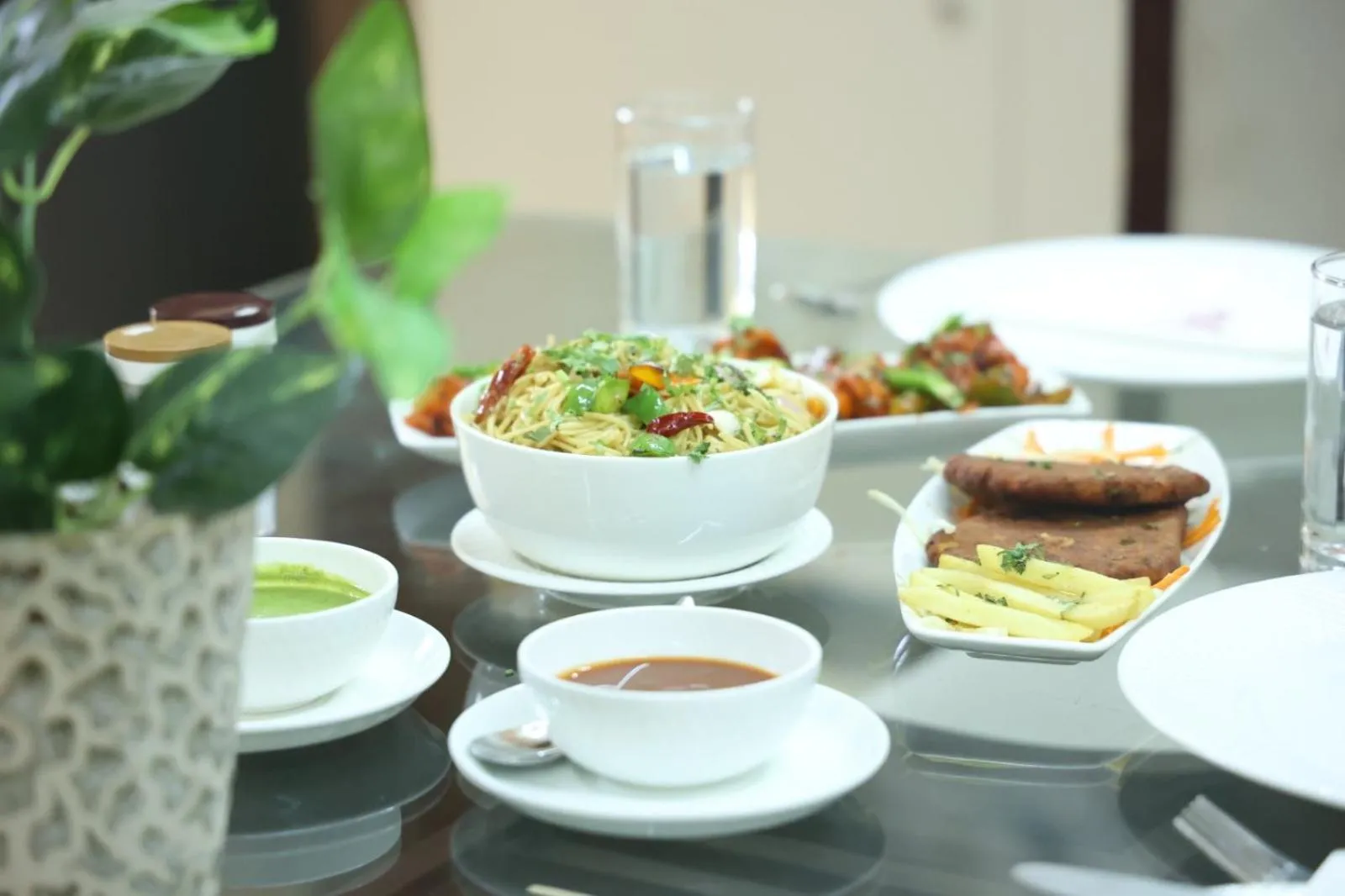 Gazebo Inn & Suites Medanta