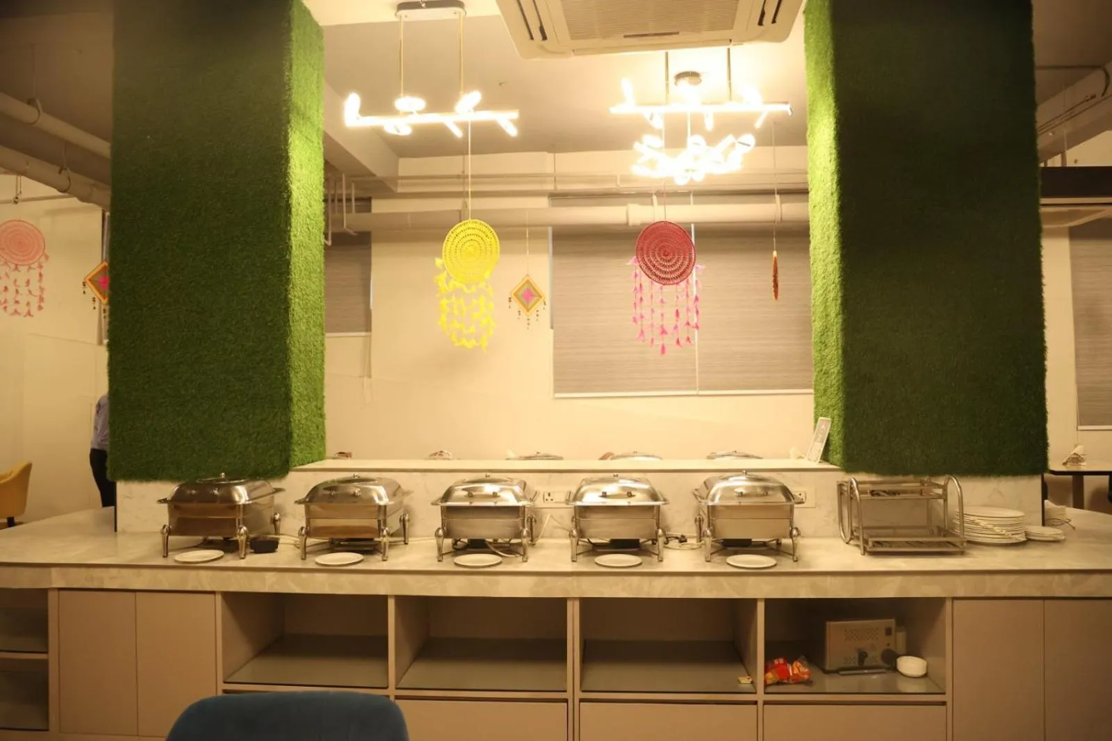 Gazebo Inn & Suites Medanta