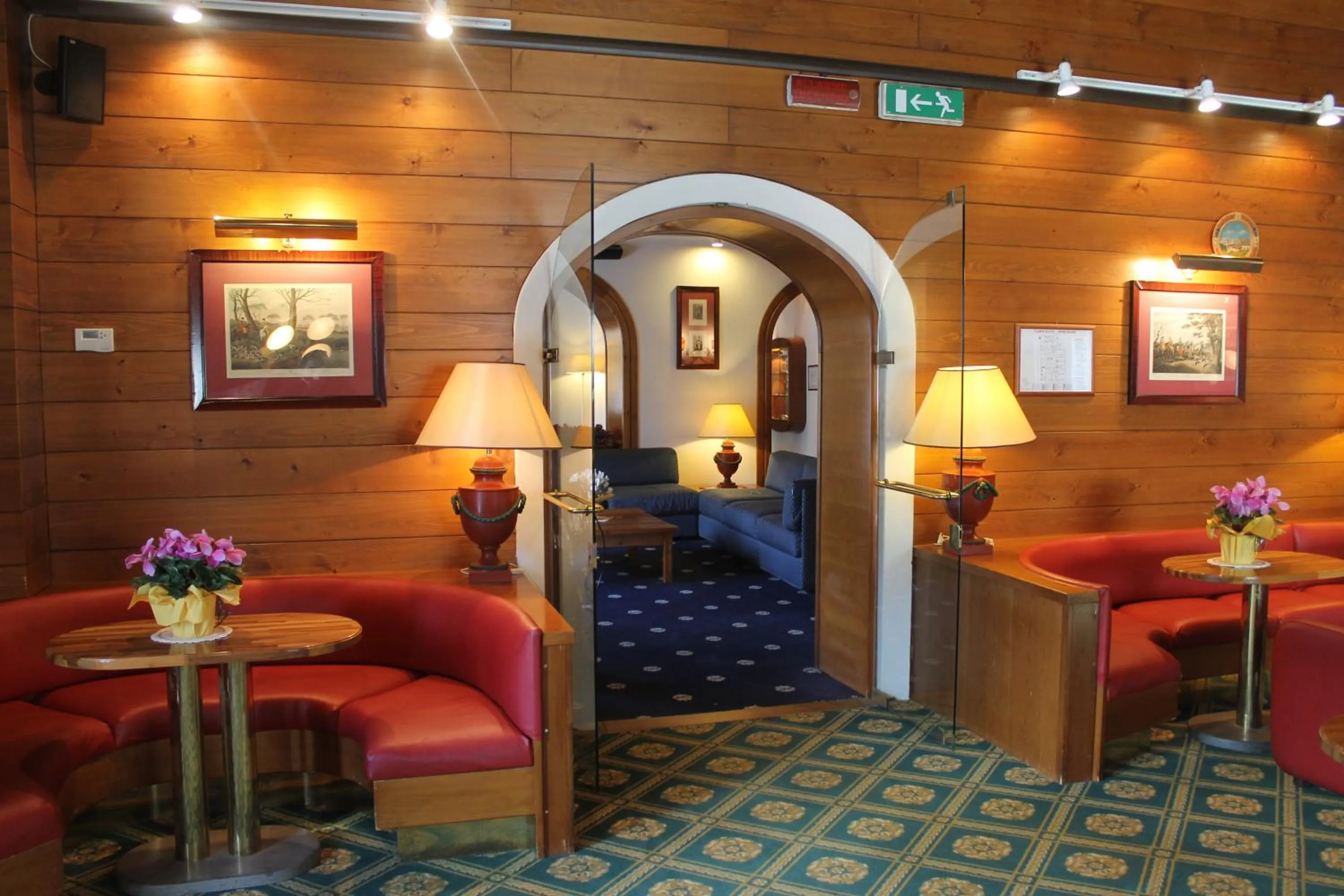 Lounge or bar in Hotel Majoni