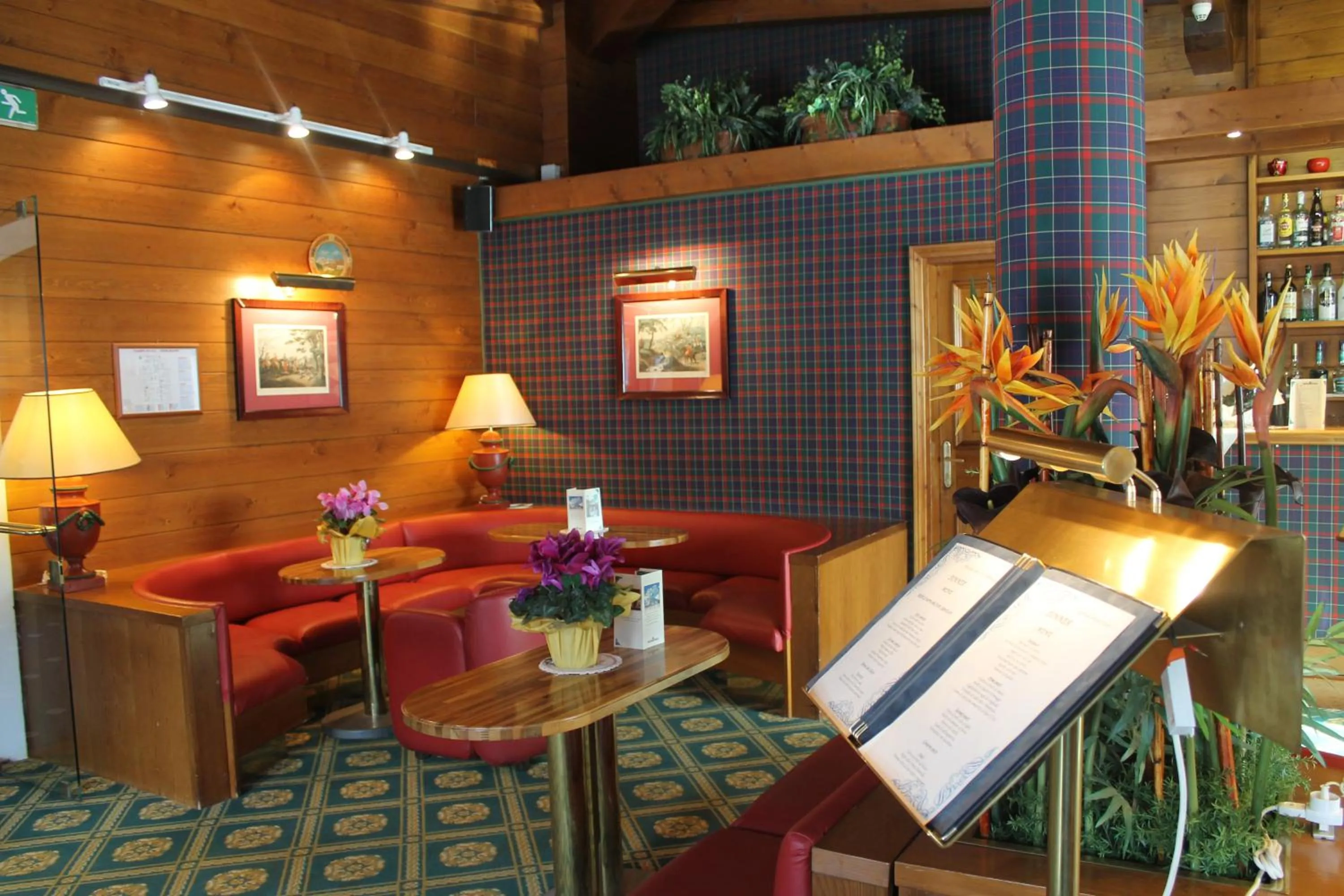 Lounge or bar in Hotel Majoni