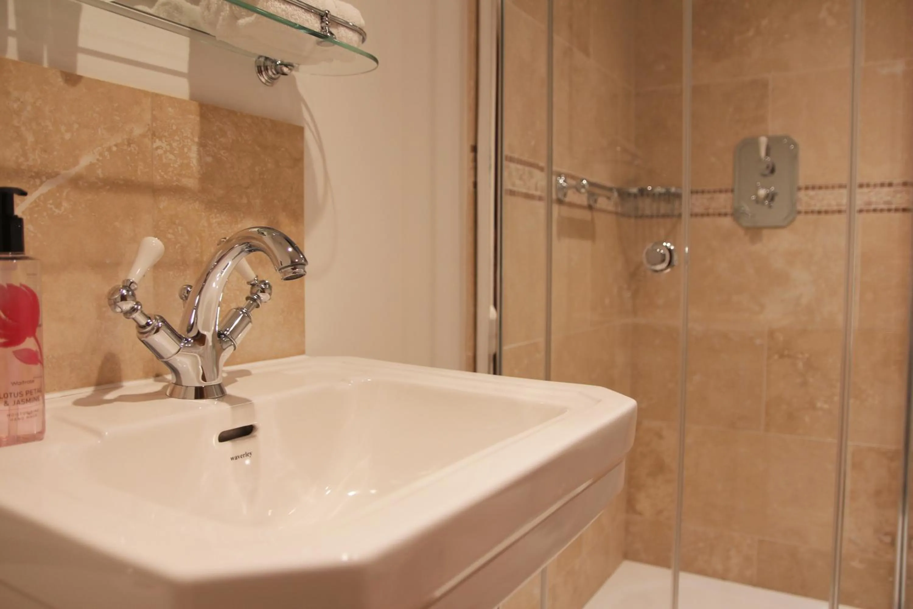 Bathroom in Croft House Guest Suite Painswick
