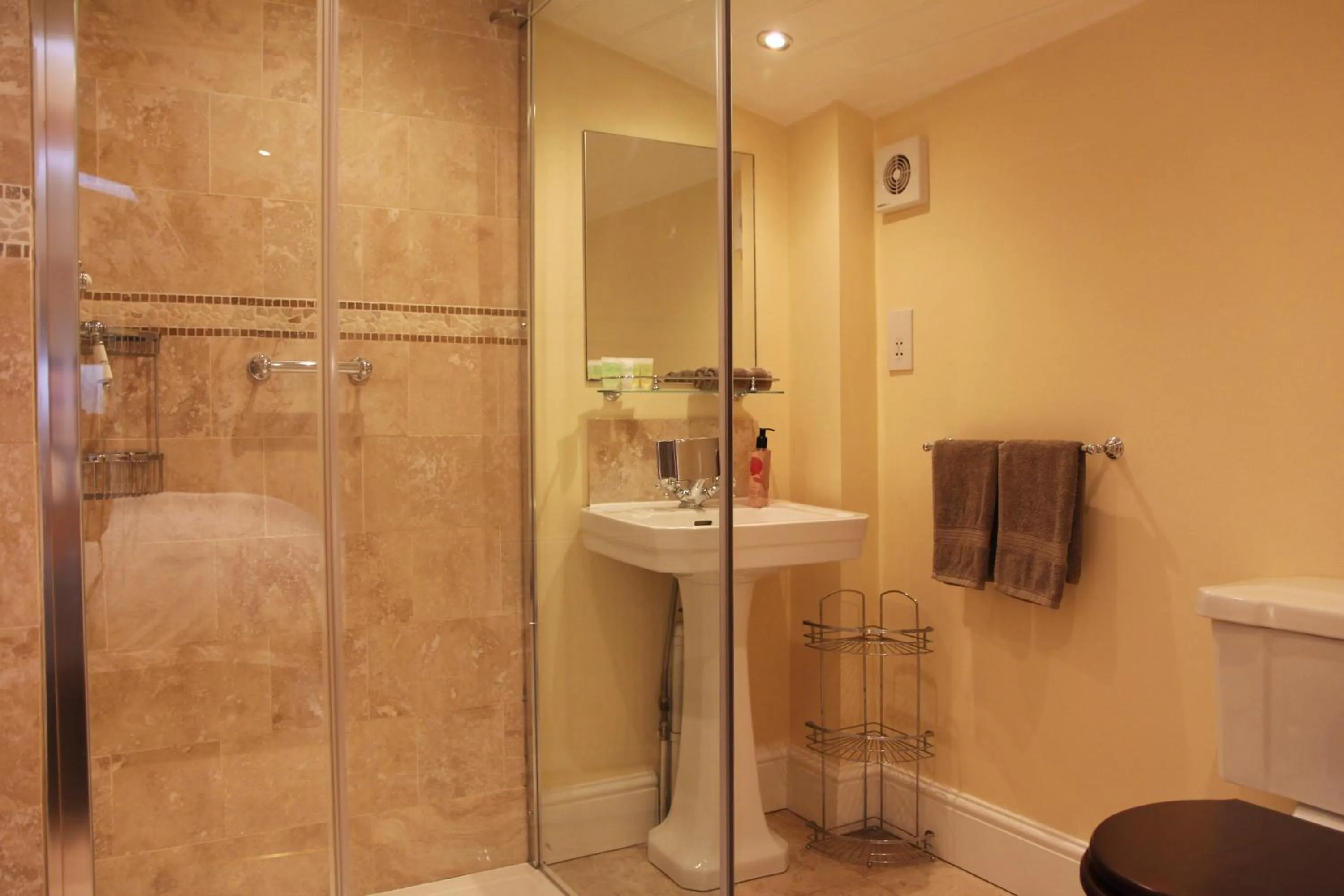 Bathroom in Croft House Guest Suite Painswick