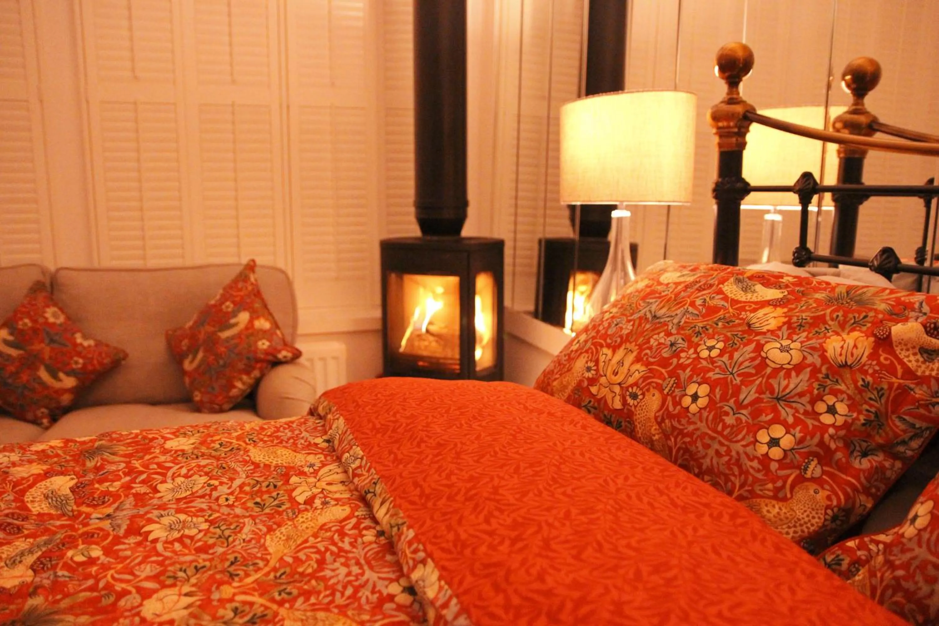 Garden, Bed in Croft House Guest Suite Painswick